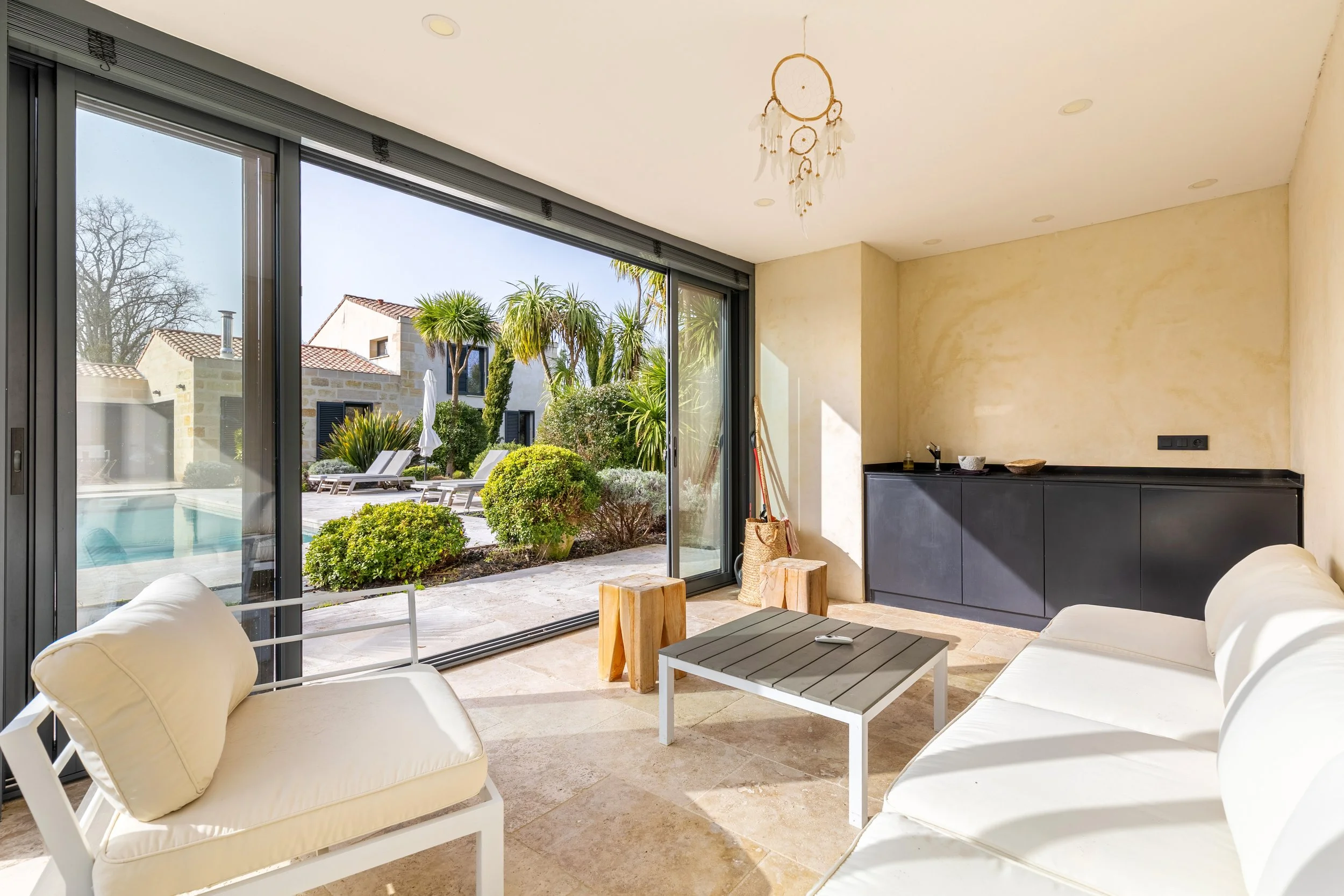 30. Salon extérieur.jpg