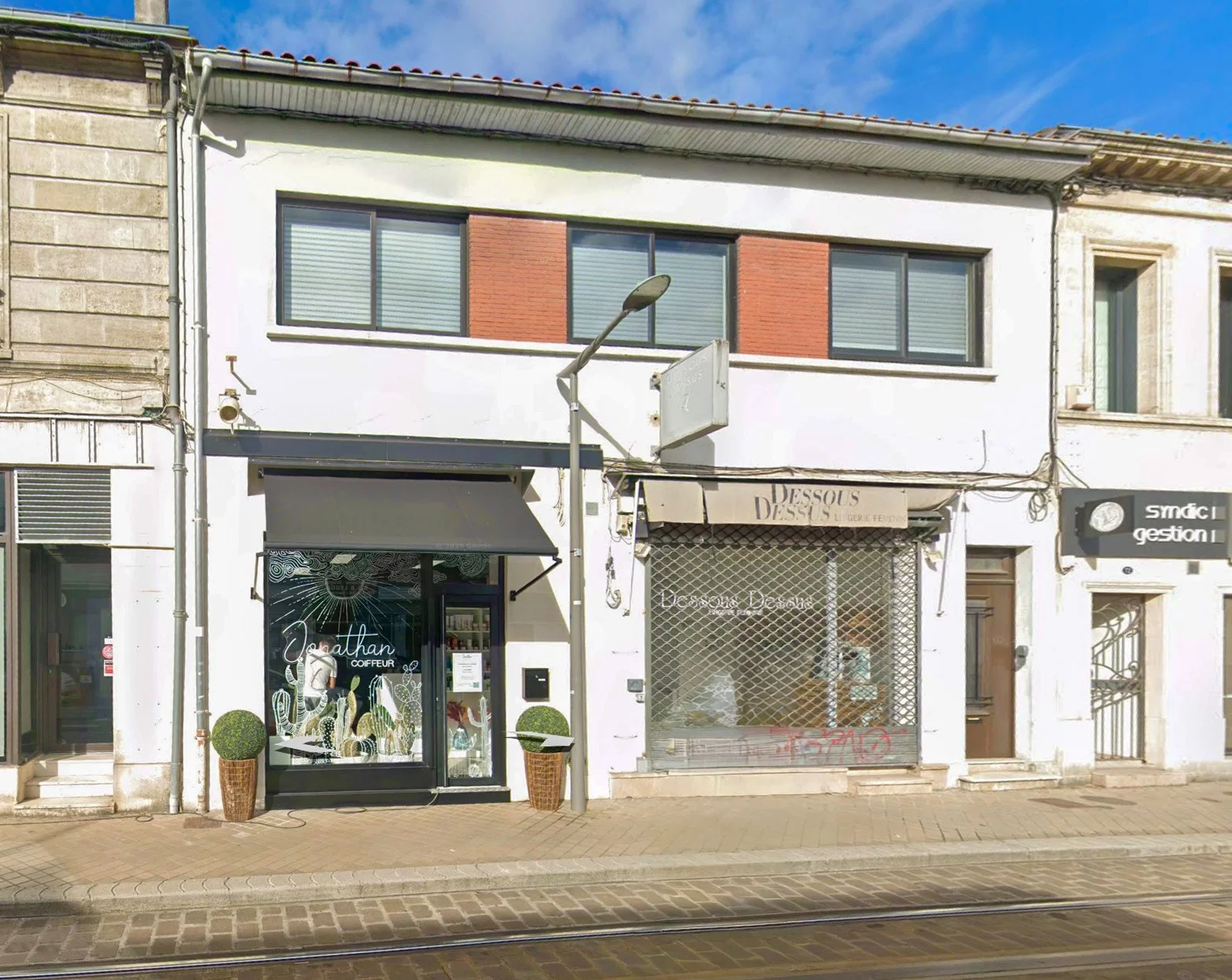 Le Bouscat - Façade.jpg