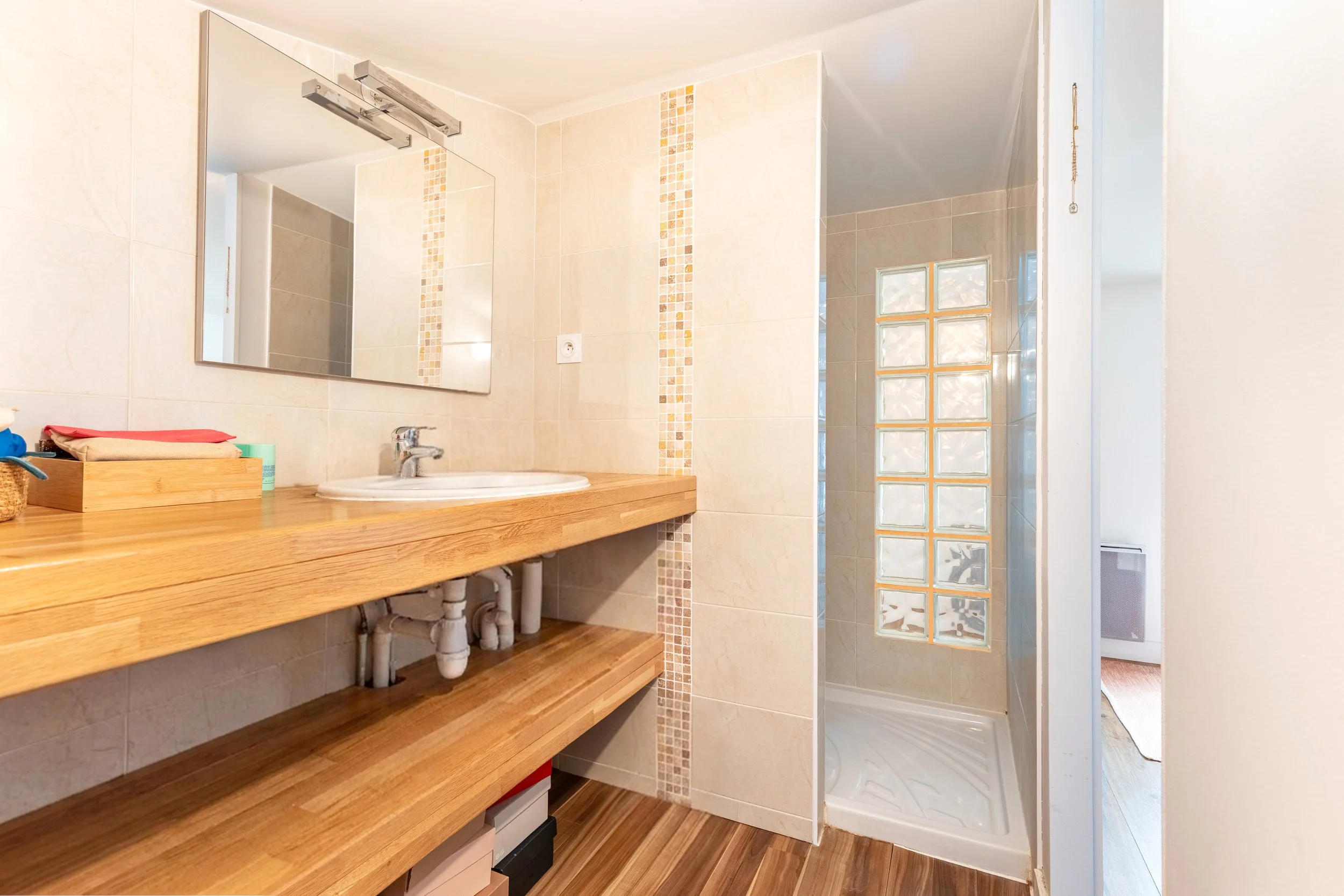 10. Appartement 3 - Salle de bain 2.jpg