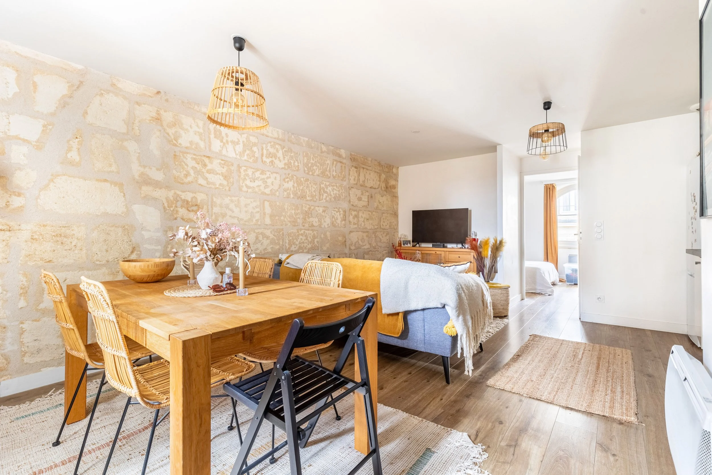 2. Appartement 3 - Salon 1.jpg