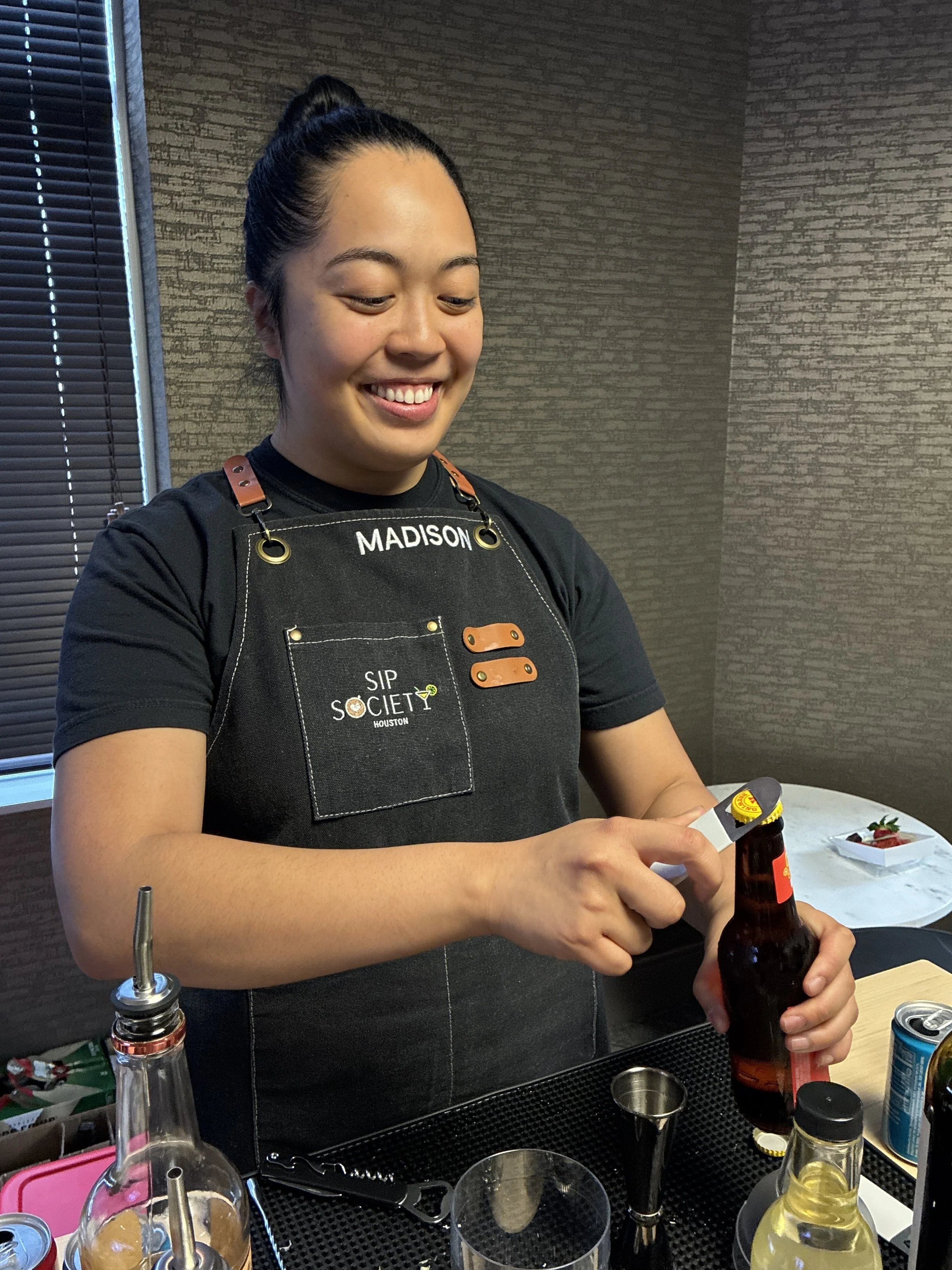 Houston Mobile Bar Bartender Cocktail Service.jpg