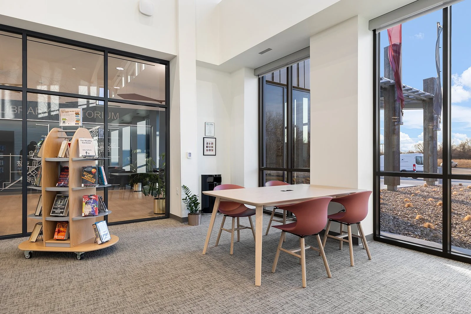 Republic Branch Library — Grooms Office Environments