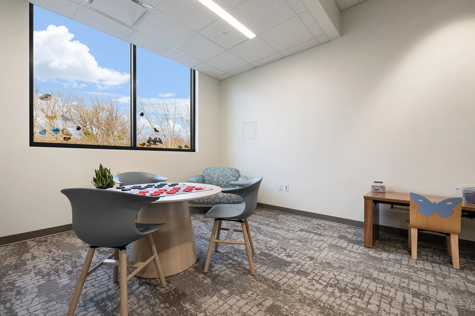 Republic Branch Library — Grooms Office Environments