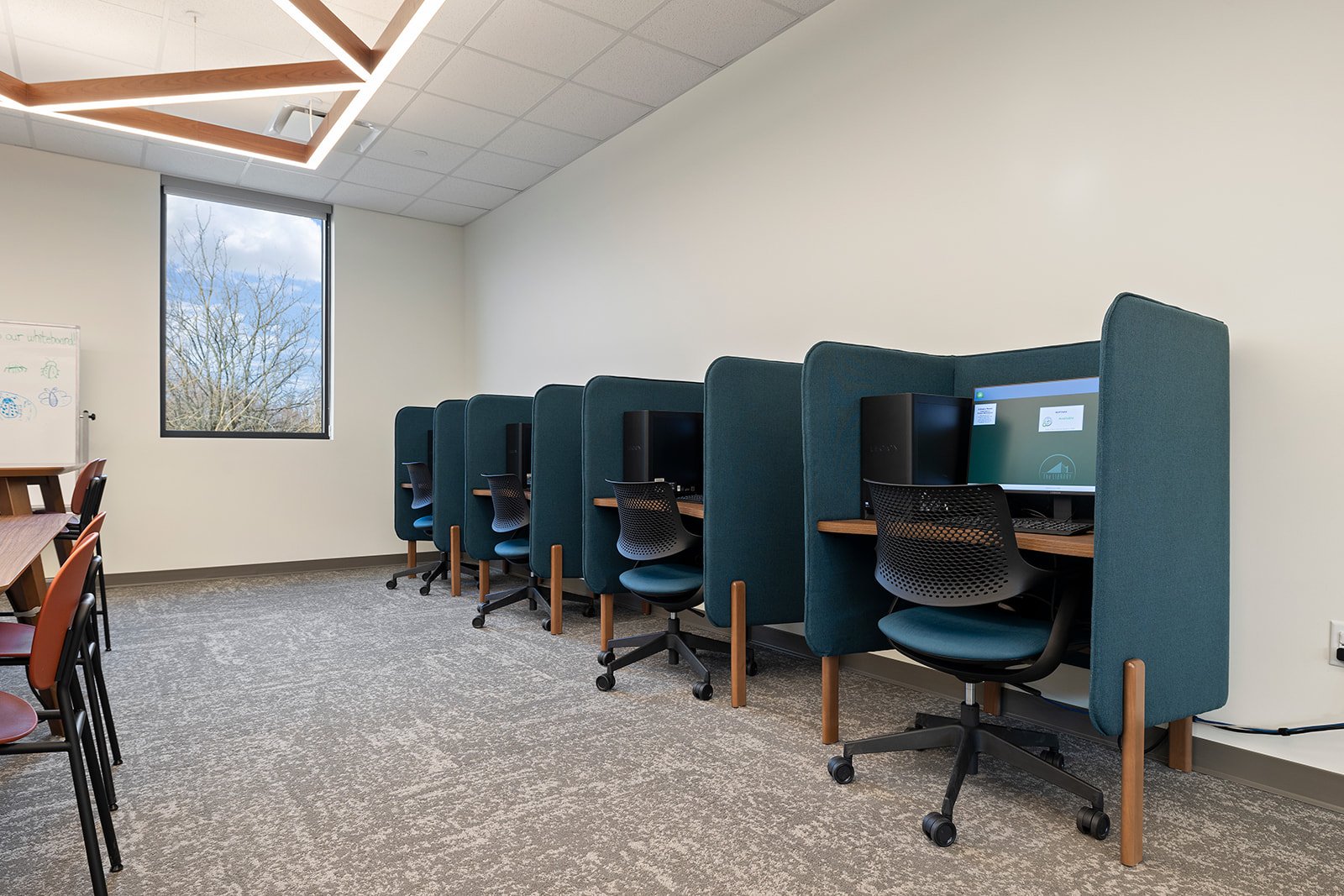 Republic Branch Library — Grooms Office Environments