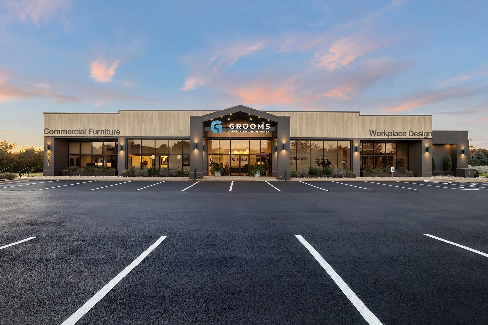Grooms Showroom