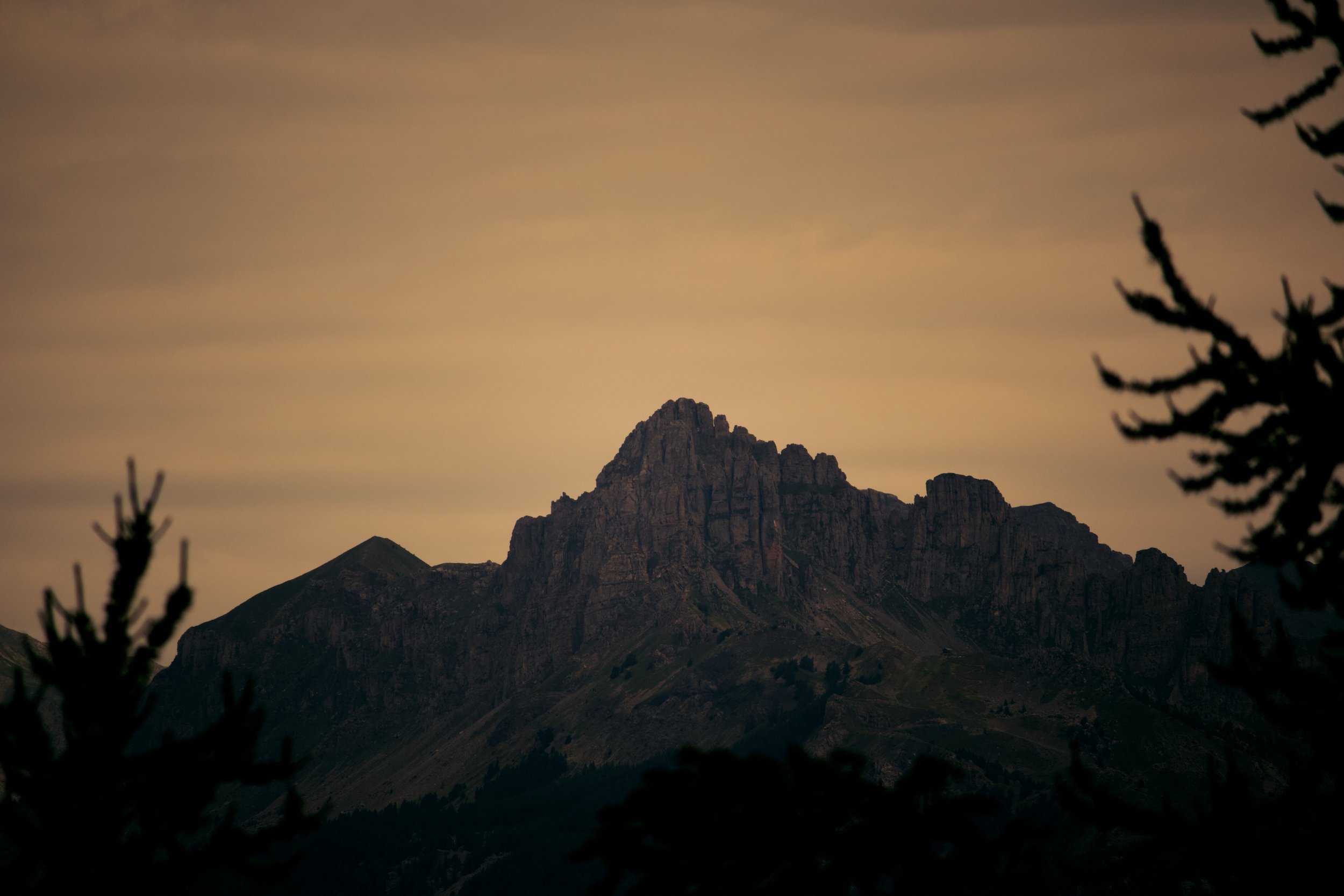 Des montagnes et du foin