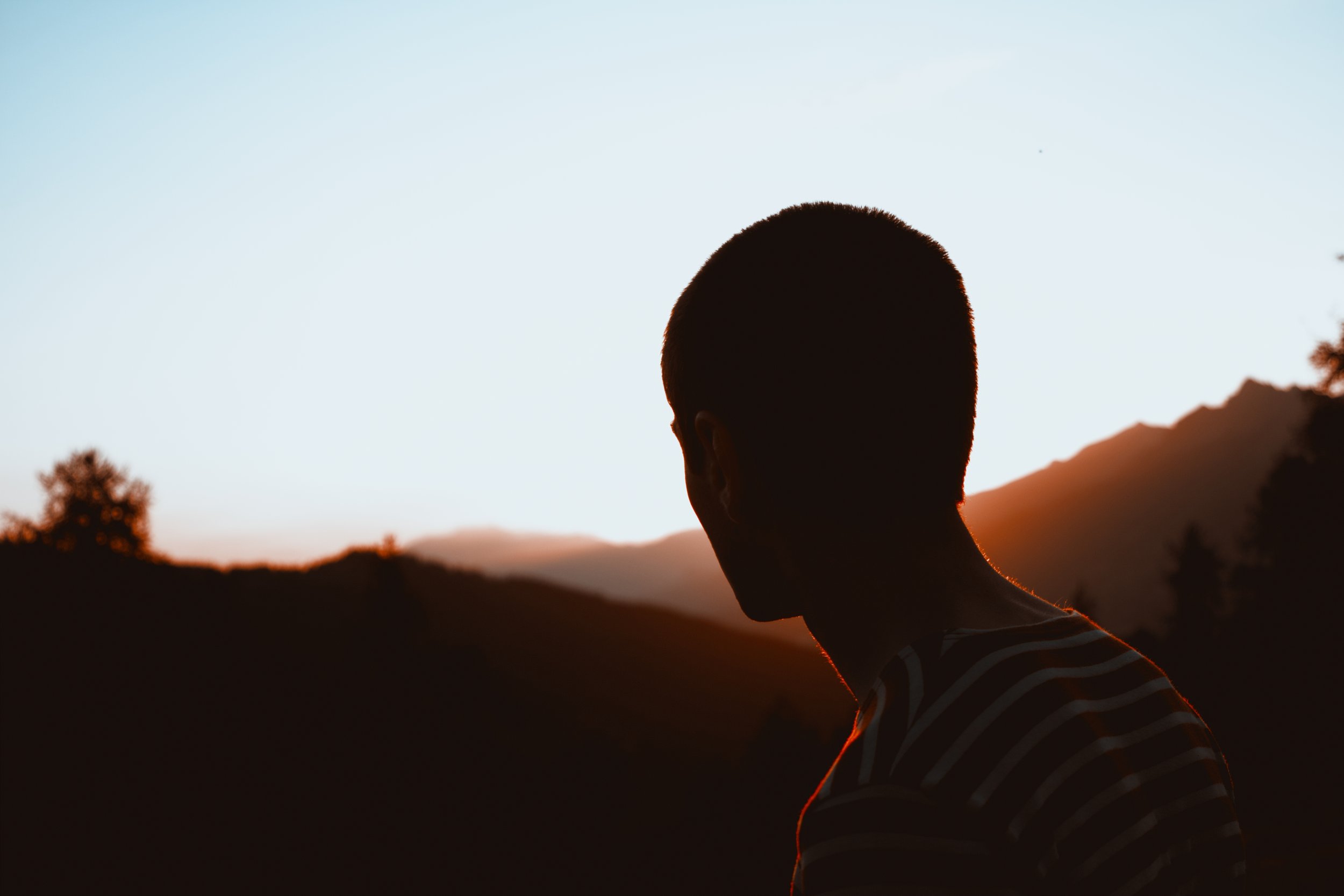 Devant le soleil