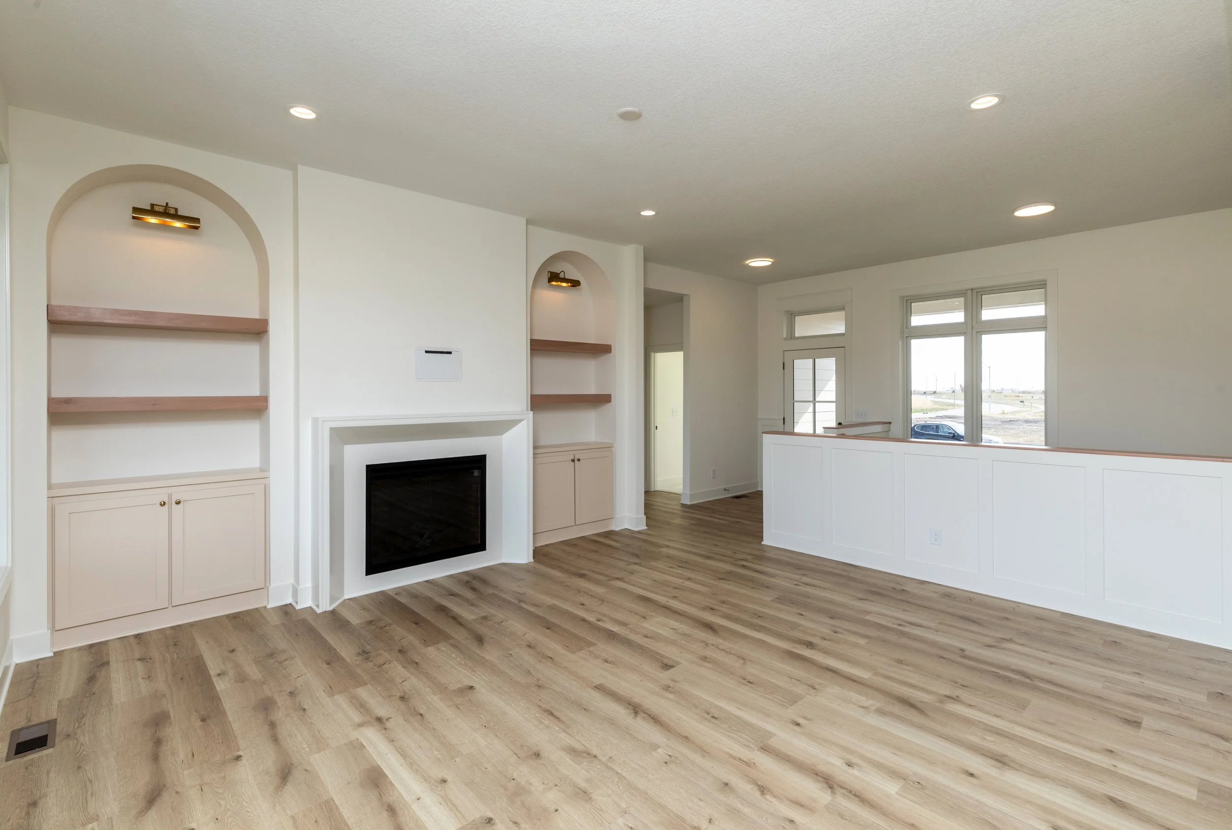 Main Floor Built-in - 17205 Northview.jpg