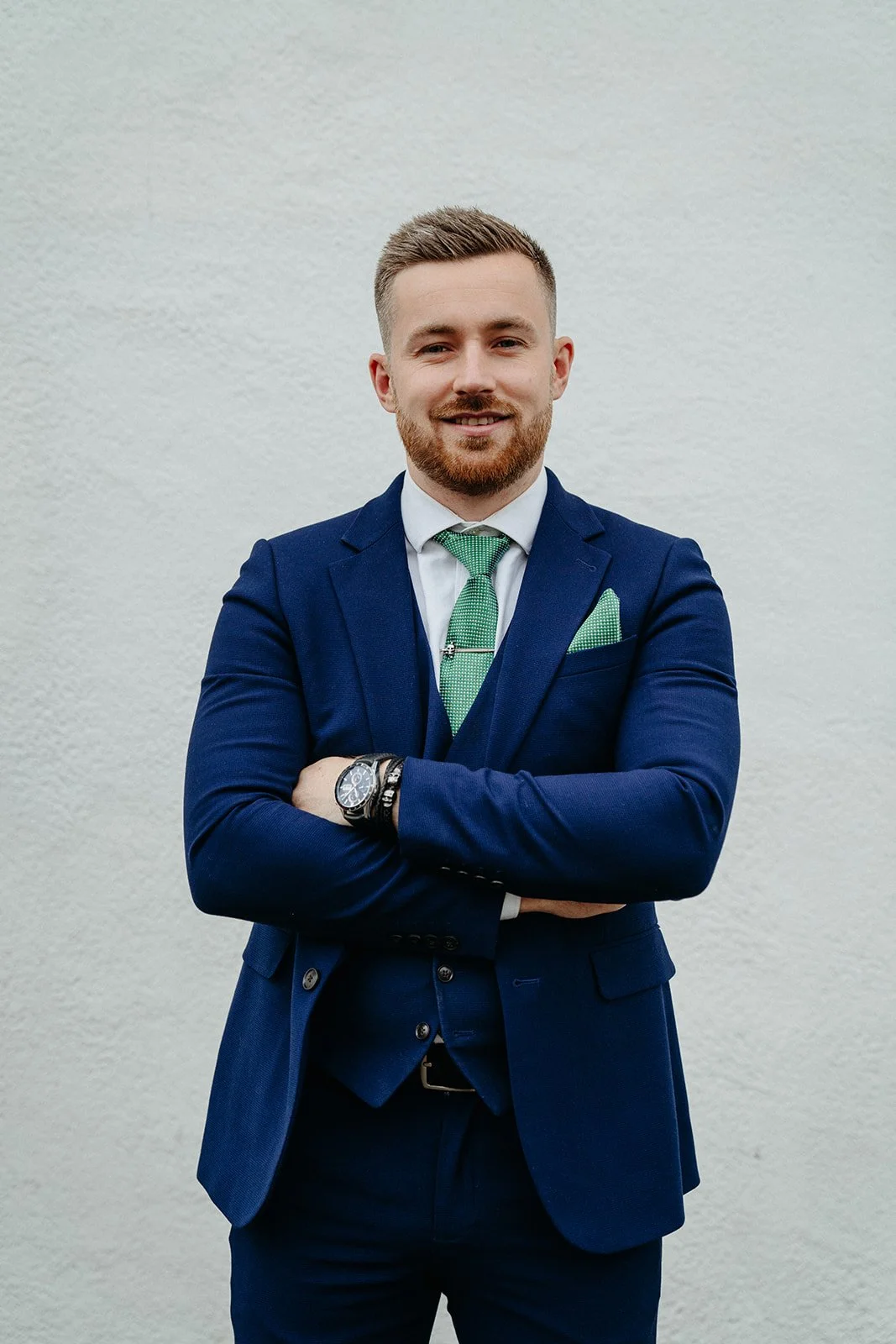 modern-corporate-headshot-white-background-3.jpg