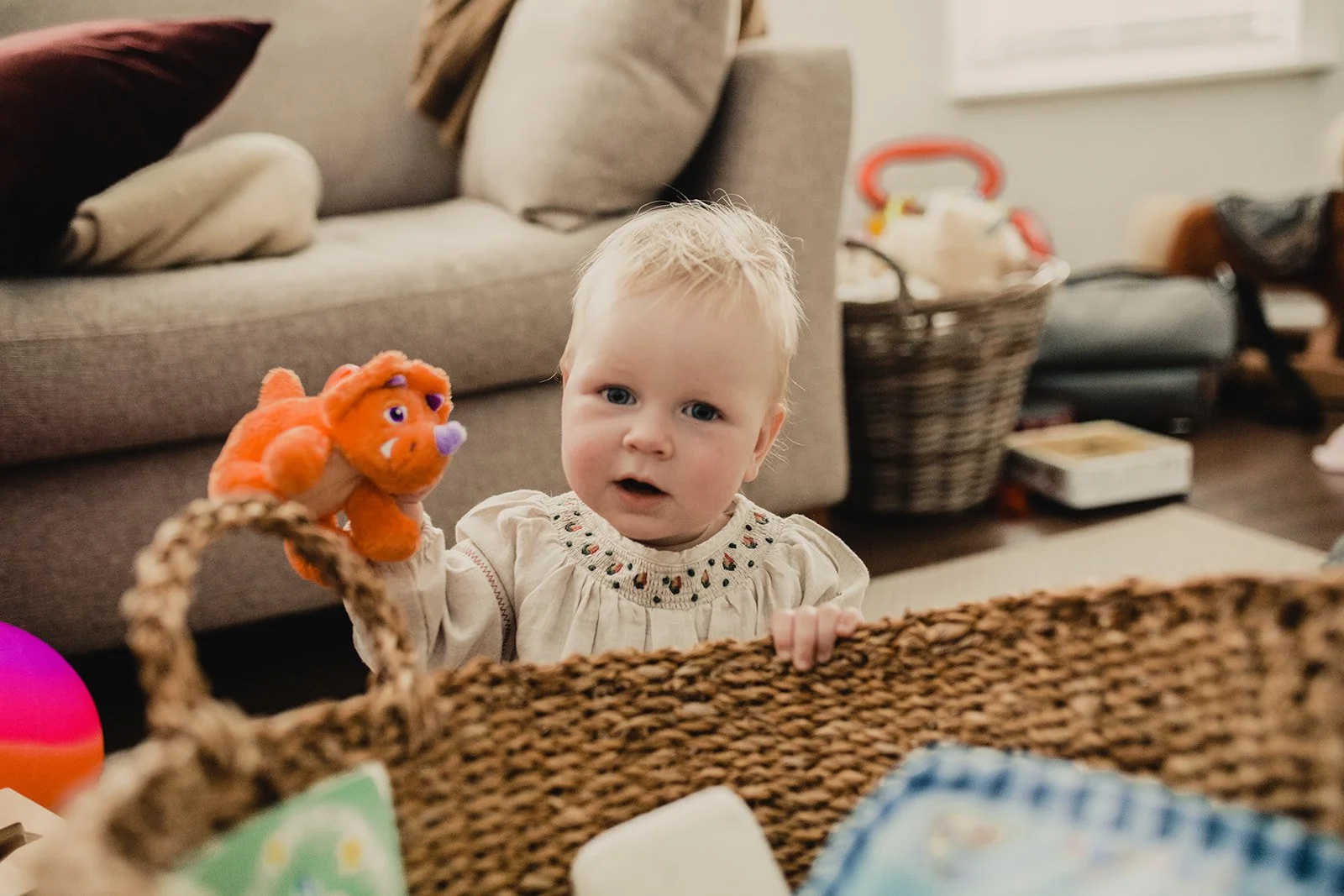 12-months-toddler-photography-22.jpg