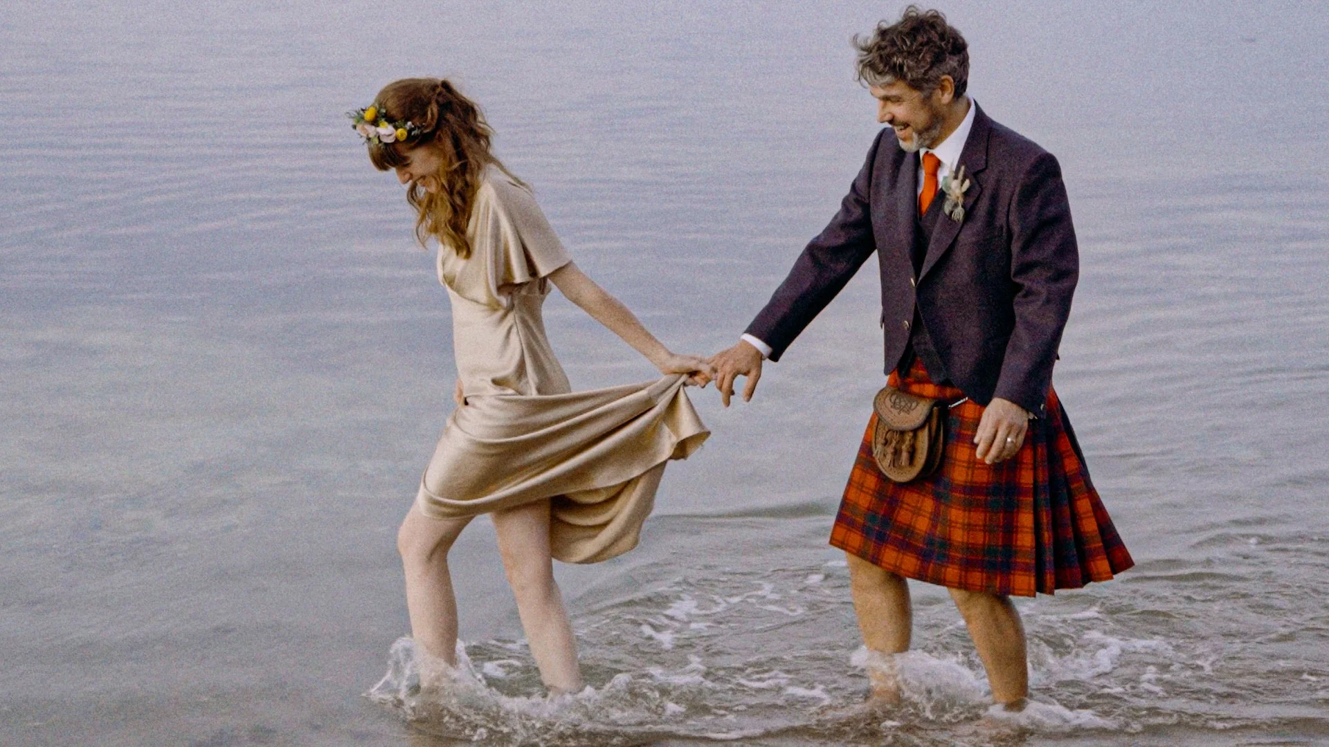 Lisa & Duncan's Intimate Beach Wedding