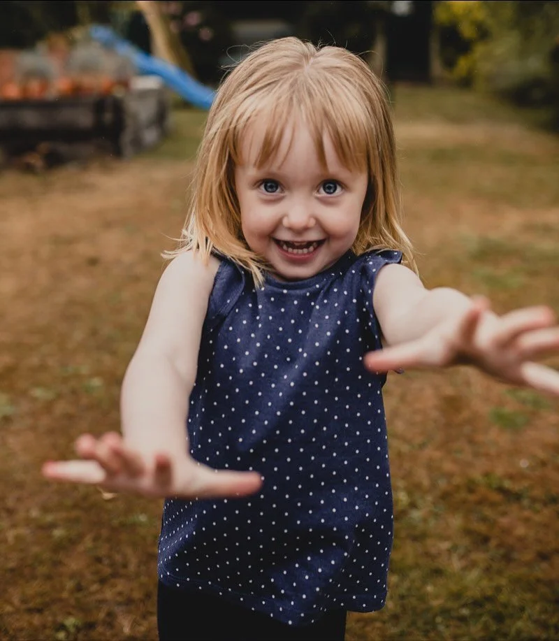This wild one was super busy casting spells and bringing the joy to a grey day
