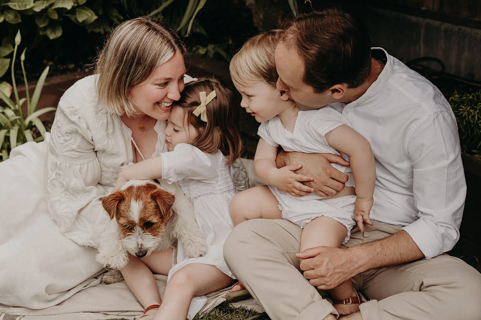 family-photography-with-dog-wagtail-productions-8.jpg