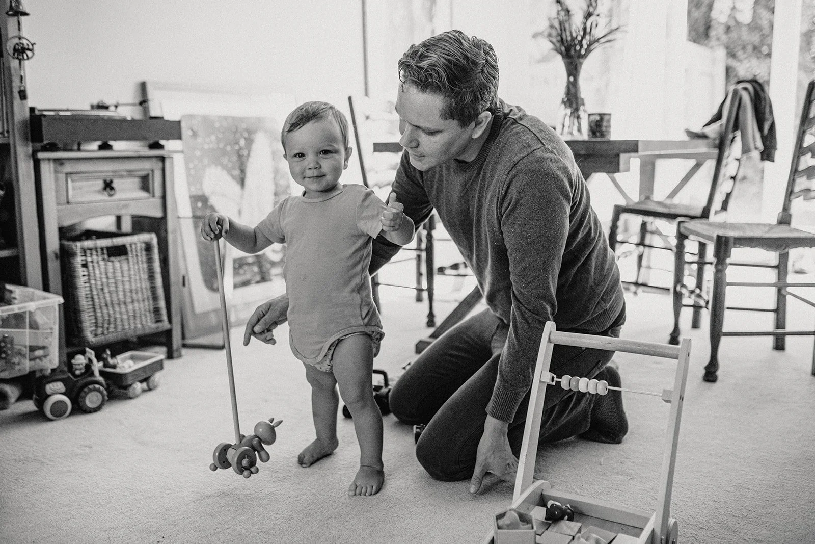 toddler-photoshoot-dad.jpg