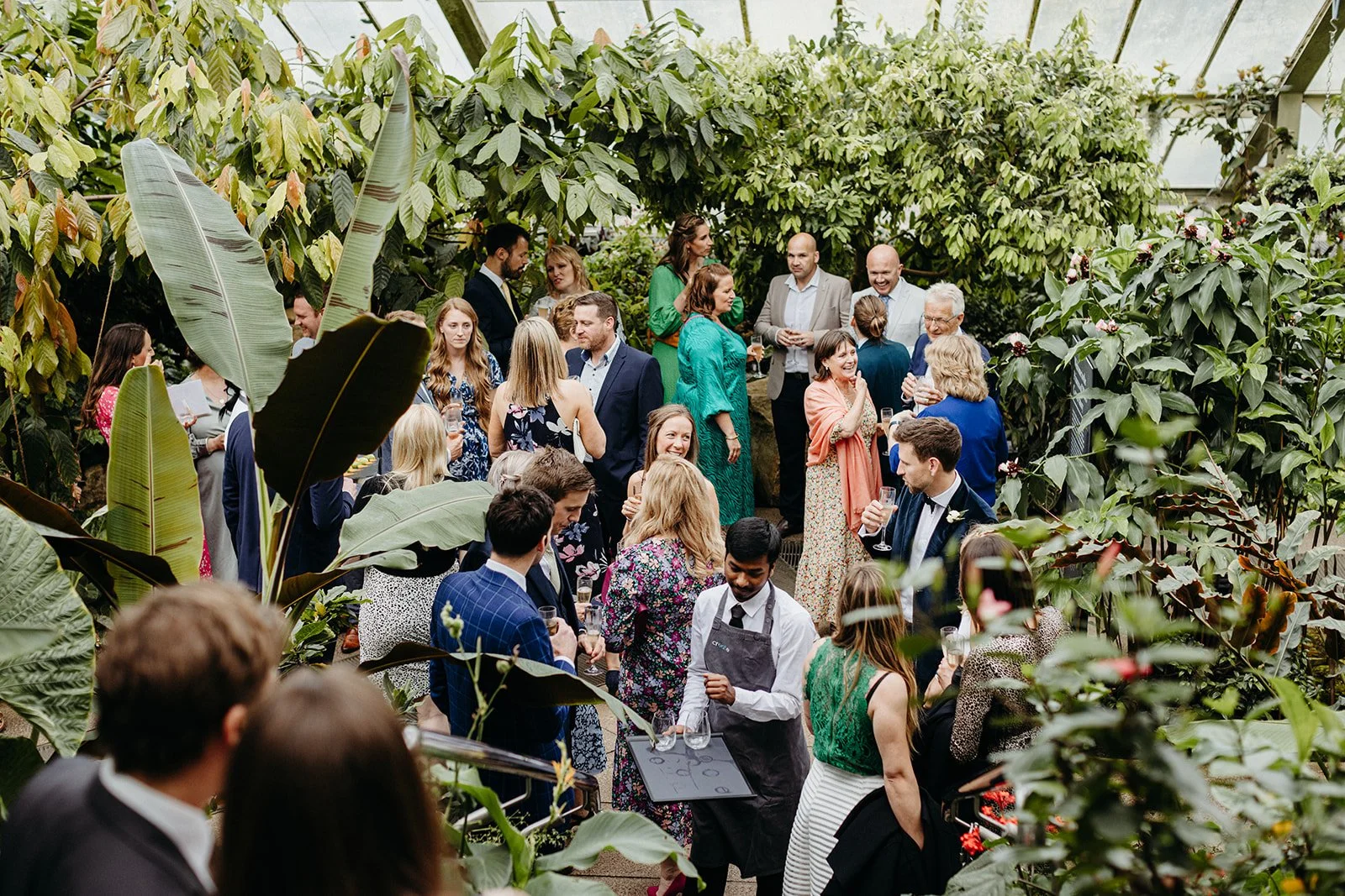 kew-gardens-london-wedding-photography-10.jpg