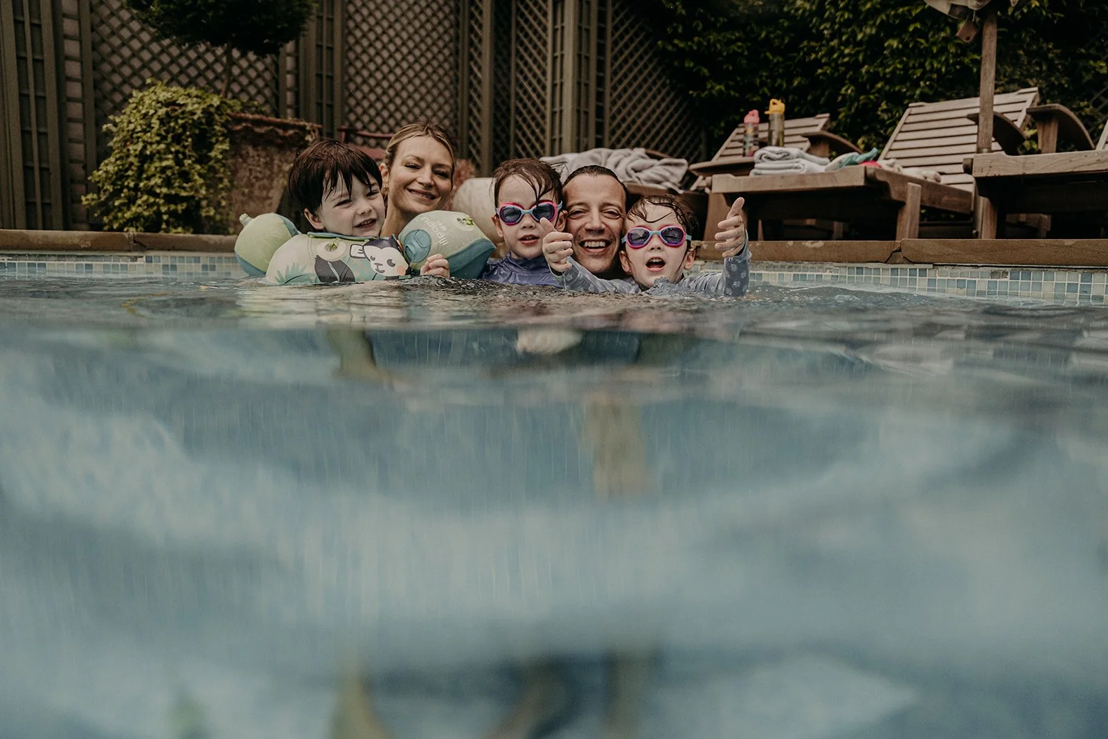 underwater-family-photography-london10.jpg