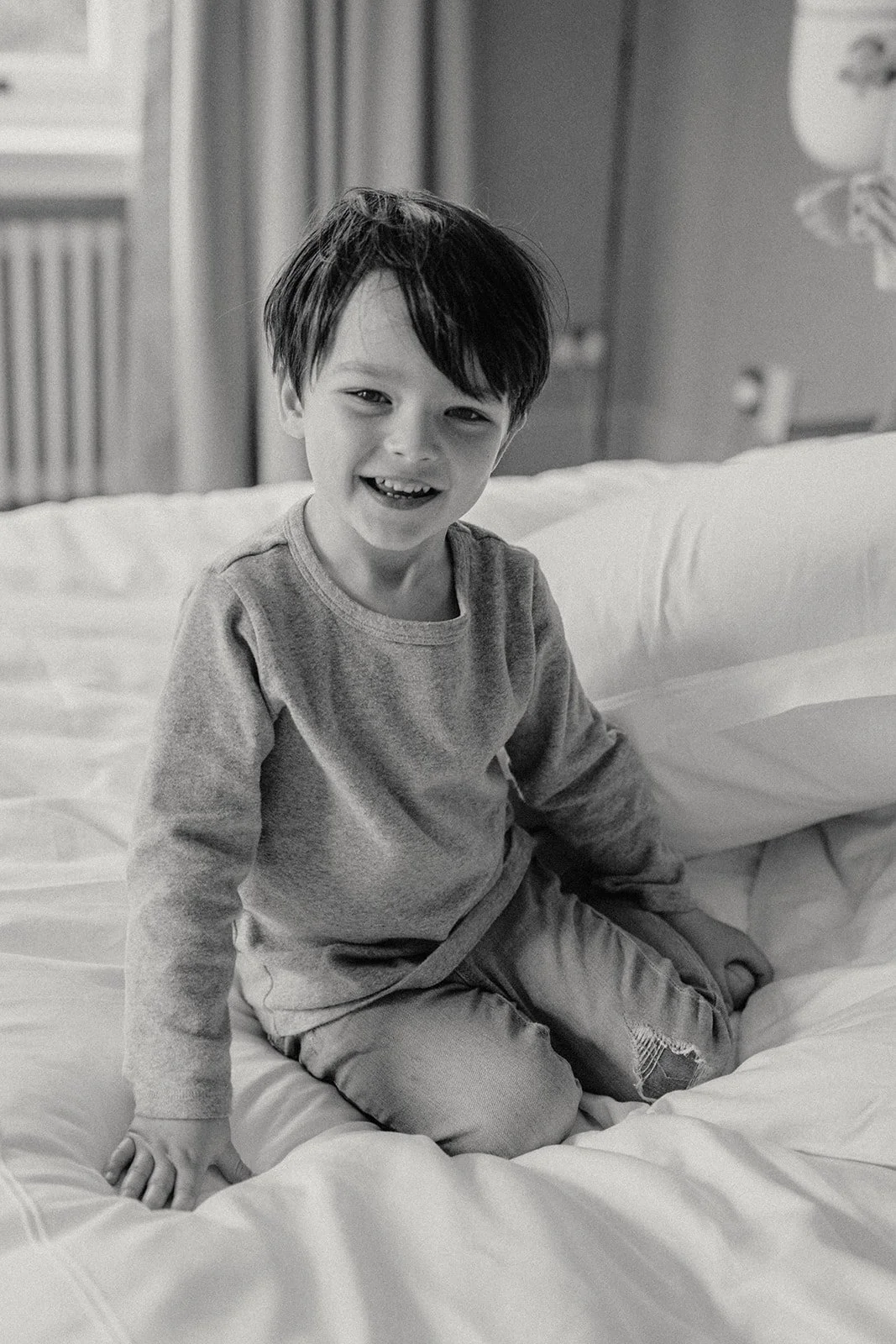 london-family-photoshoot-at-home-11.jpg