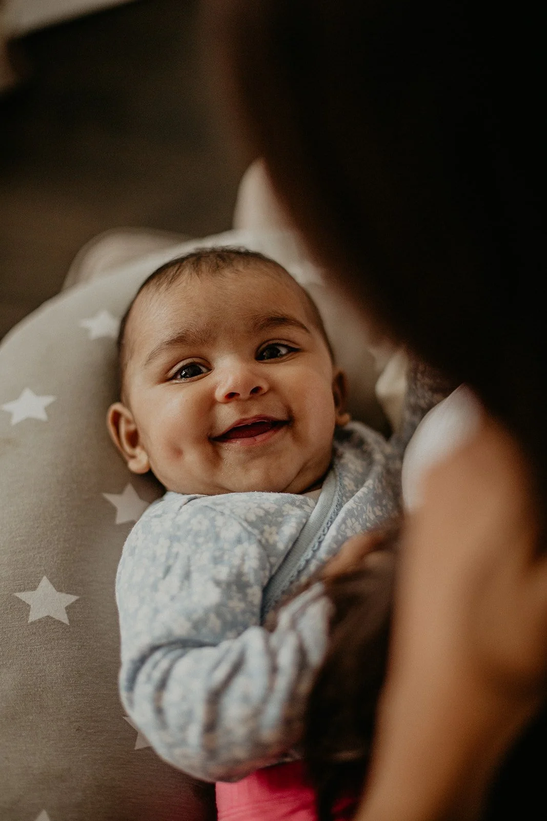 at-home-newborn-photography-sibling-5.jpg