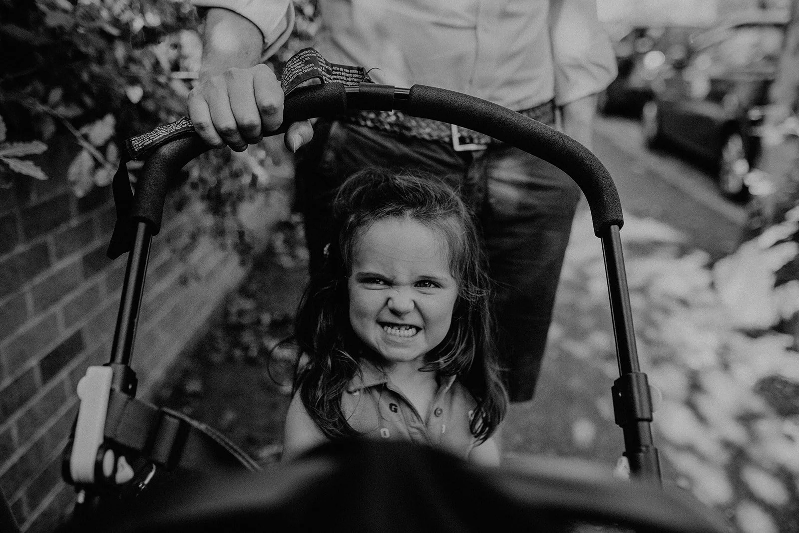 extended-family-photoshoot-outdoors-18.jpg