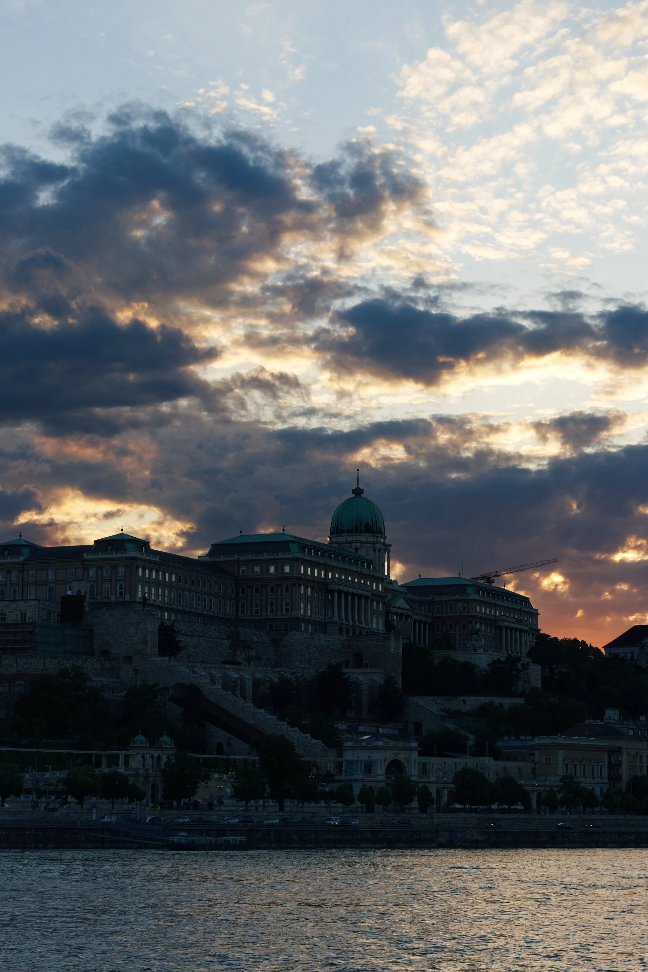 Budapest_Danube_Sunset.jpg