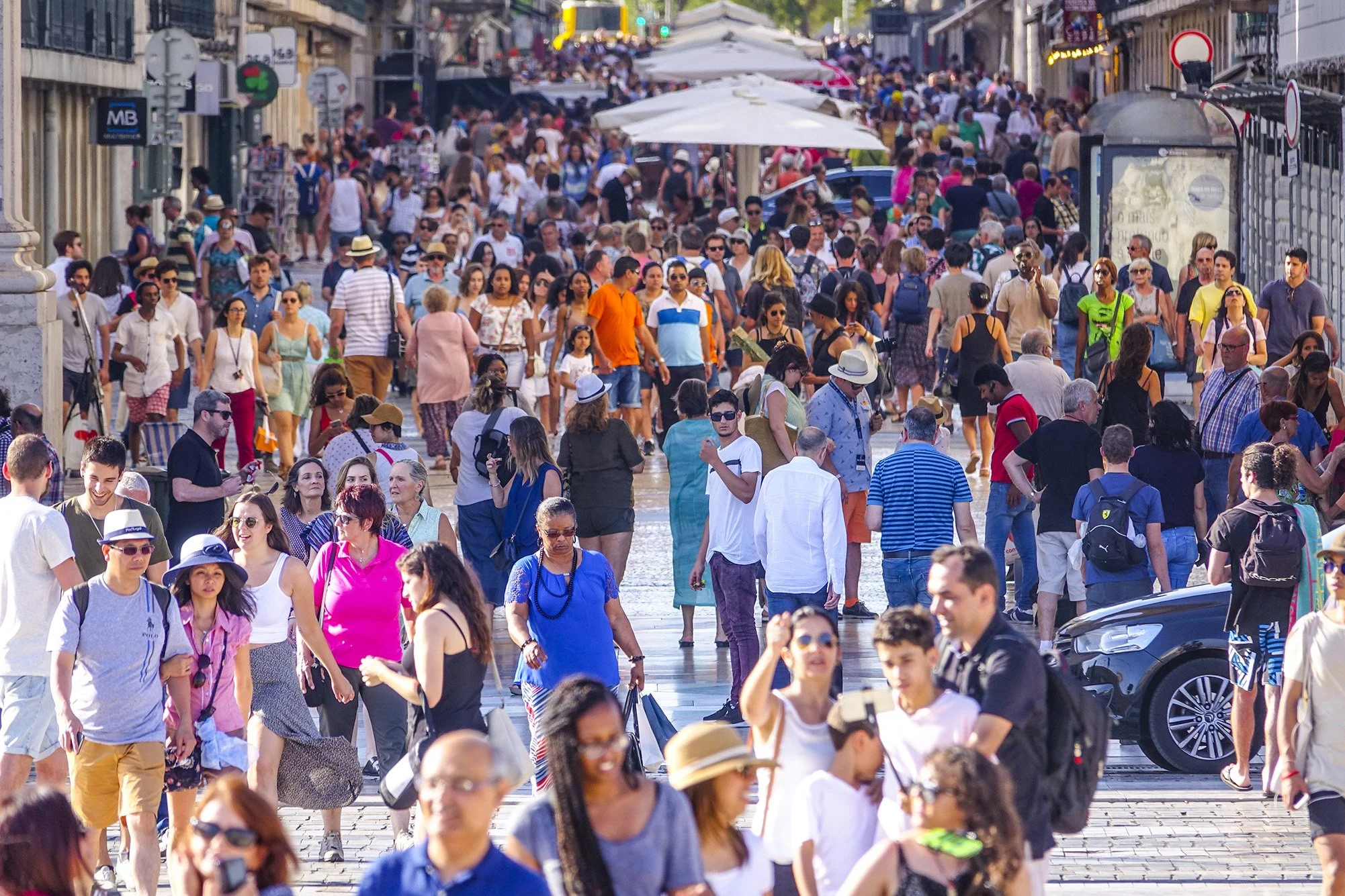 Diversifying Your Investment Portfolio with Alternative and Commercial Assets in Portugal