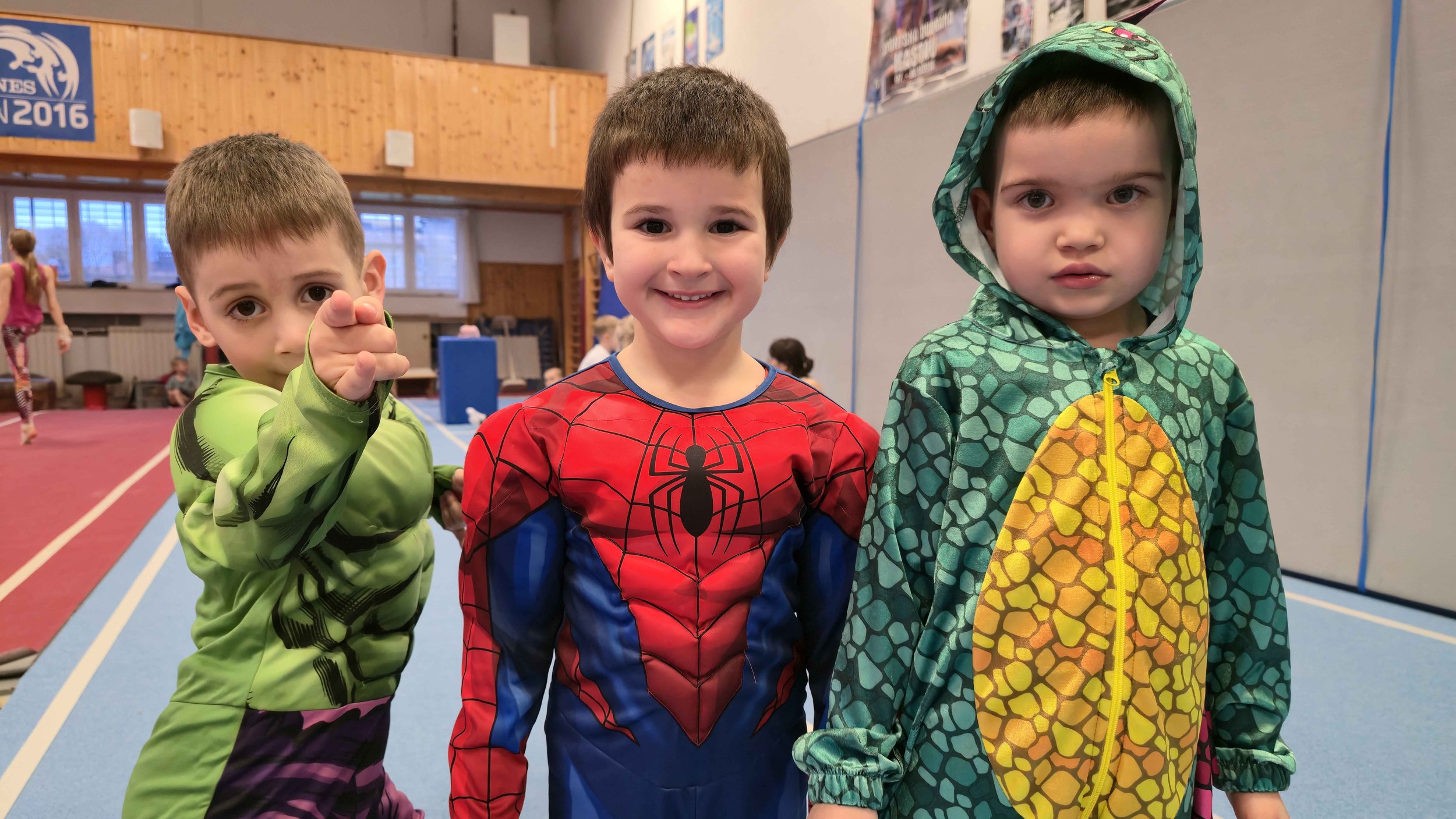 Gimnastički trening pod maskama!