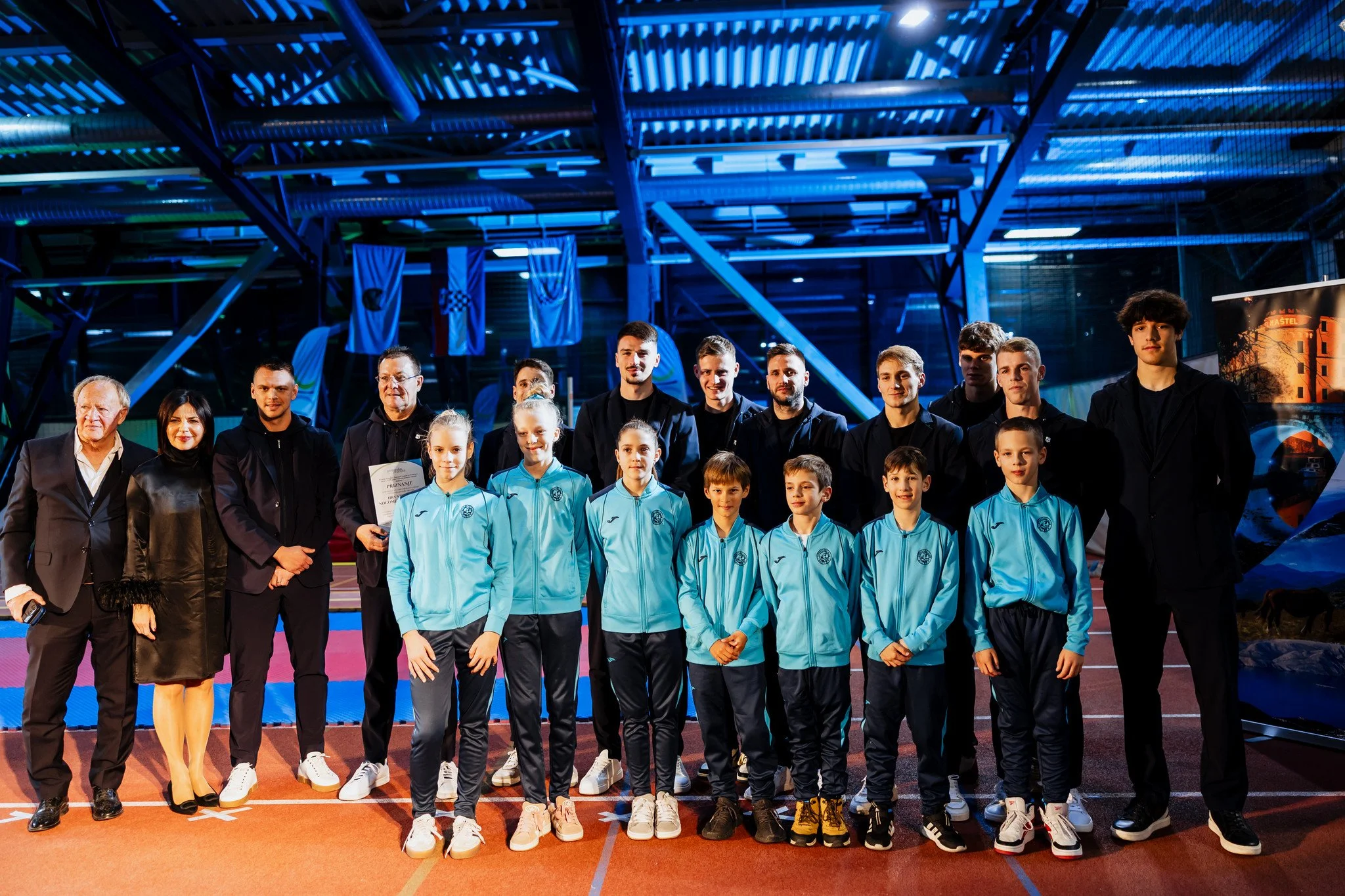 Gimnastičari Rijeke s nogometašima Rijeke | GK Rijeka