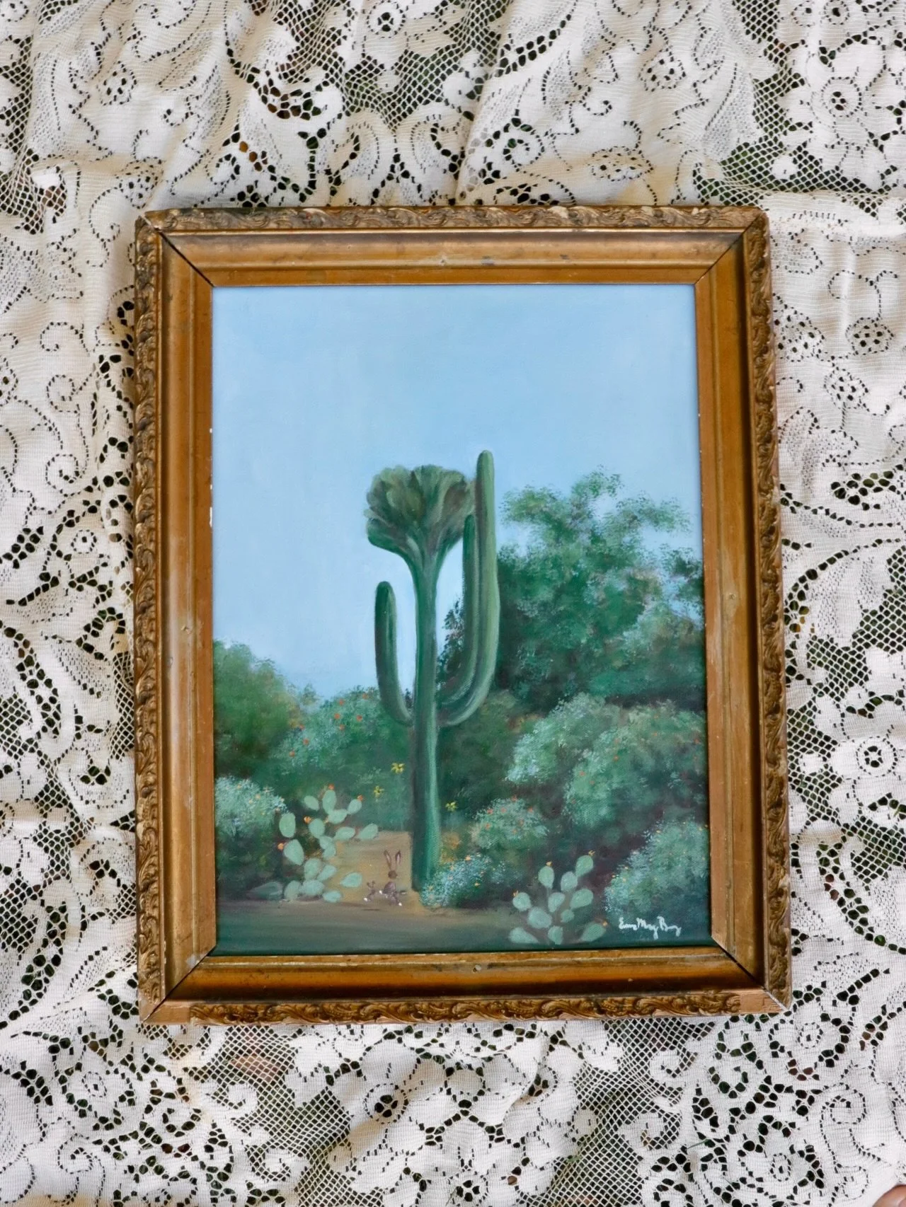 Crested Saguaro

Oil on up-cycled fabric. 12 x 16 inches. 

My newest fascination in the desert&hellip; the crested saguaro. I stumbled across this one at the @dbgphx and have been fascinated ever since. They only happen about every one in 200,000 ca