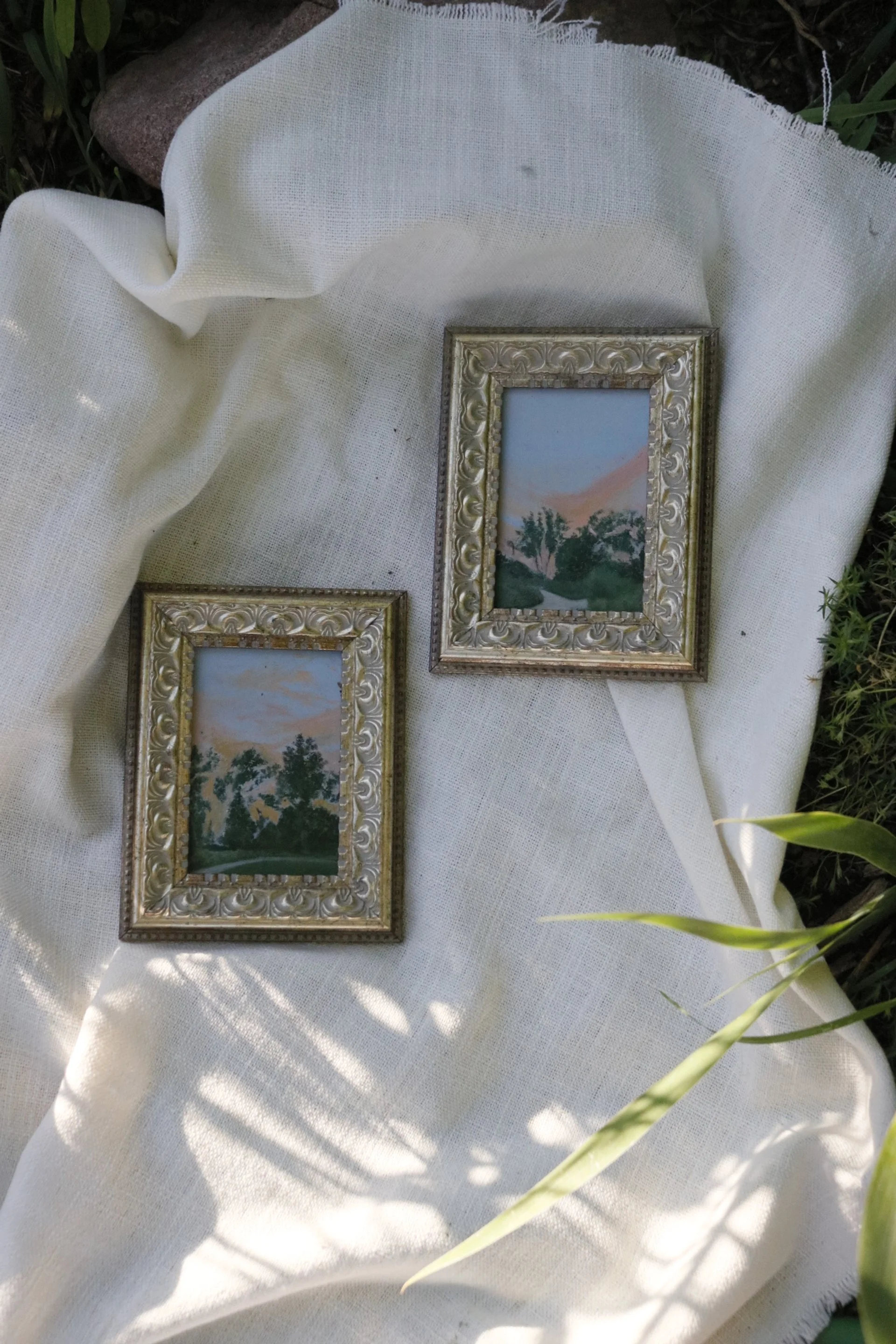 Pastel Hours

Oil on panel. 6 x 8 inches. Sold. 