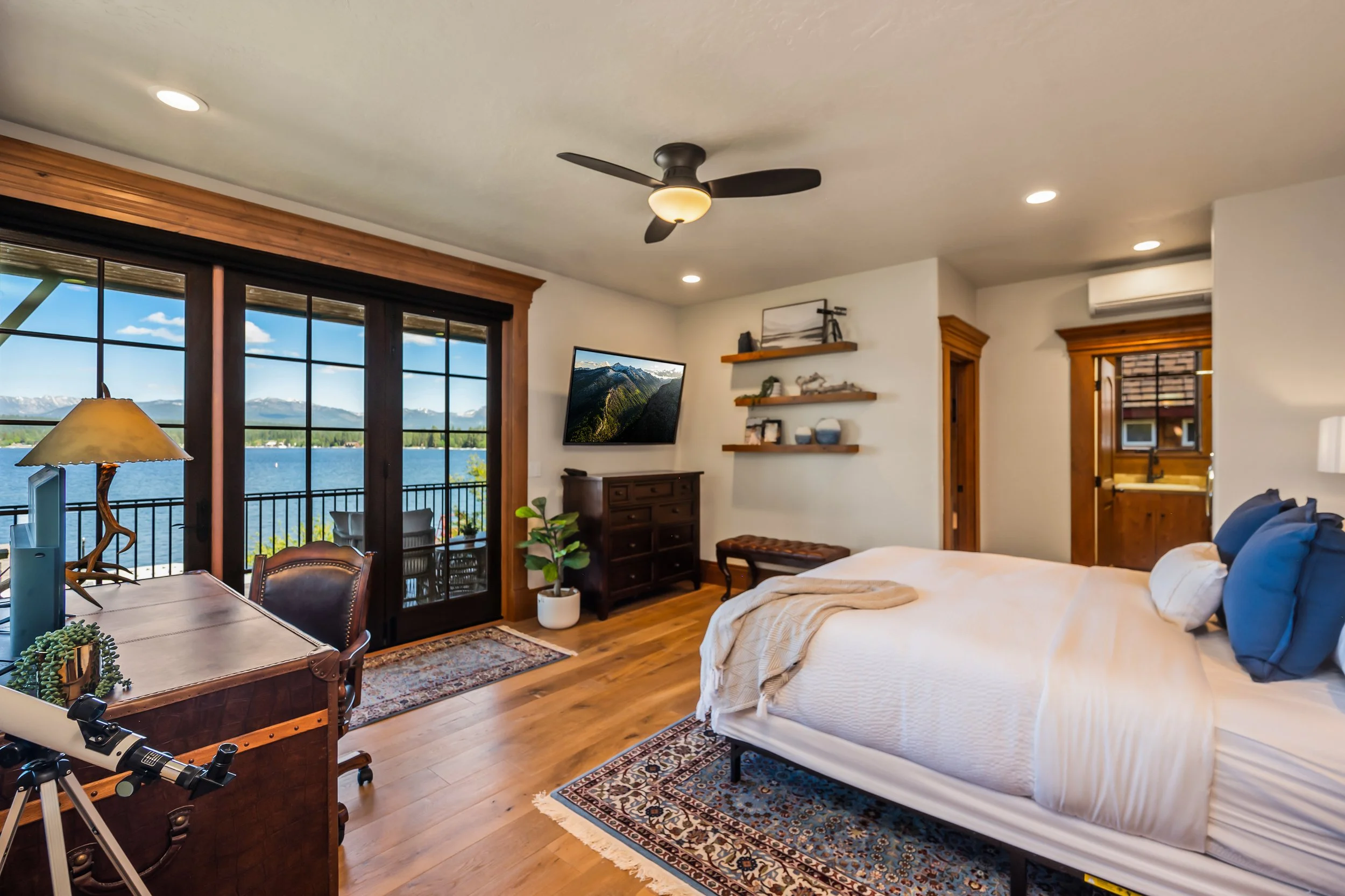 058-Master Bedroom.jpg