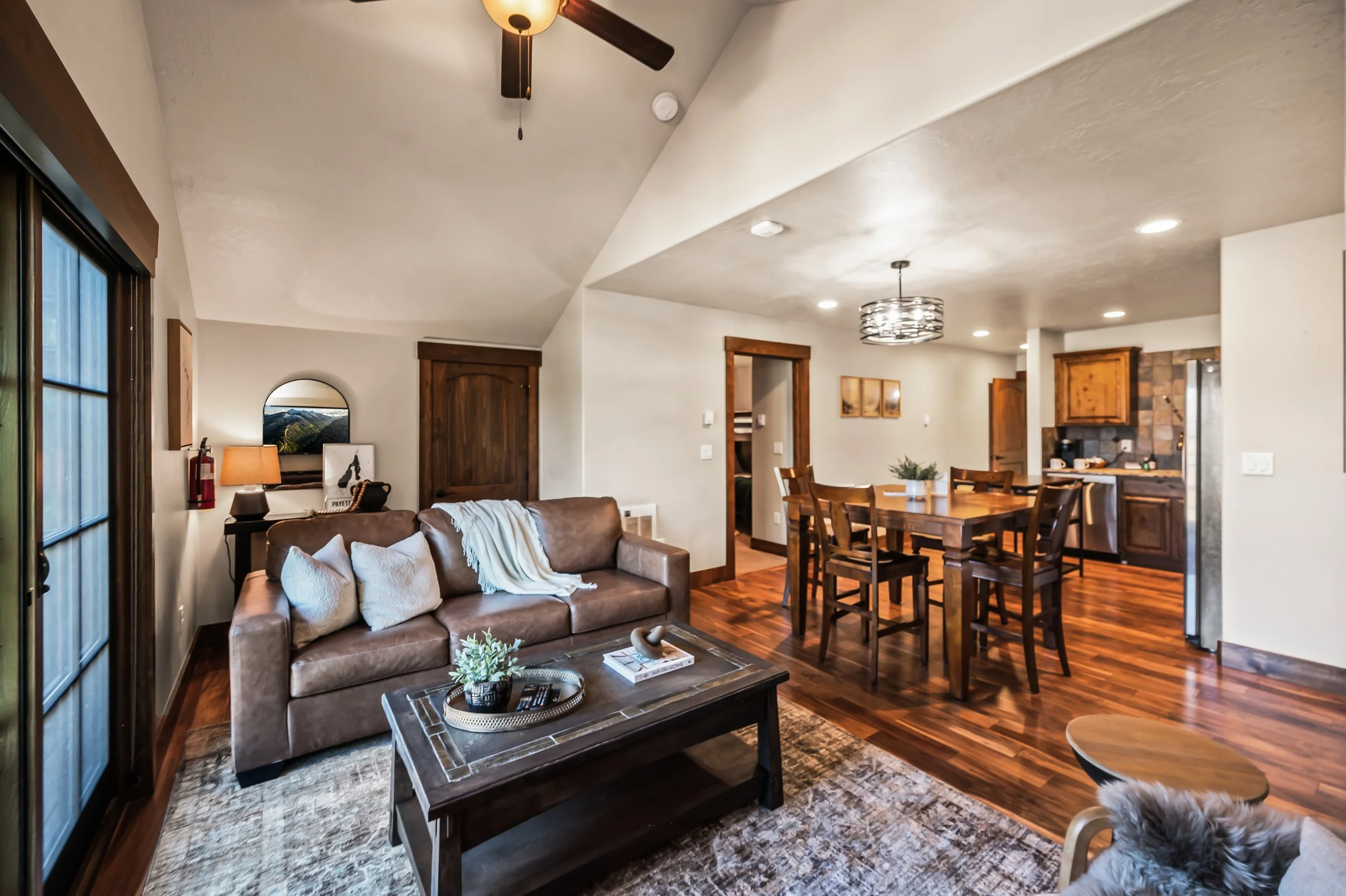 McCall Lakeside Hideaway Apartment: Comfortable and Convenient