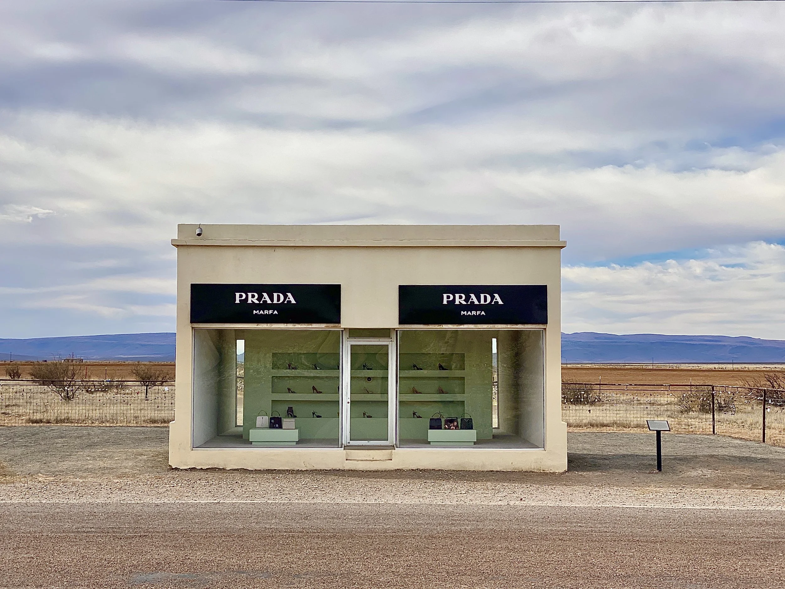 2020-01-new-years-and-windgate-16-copy---prada-marfa_53290170583_o.jpg