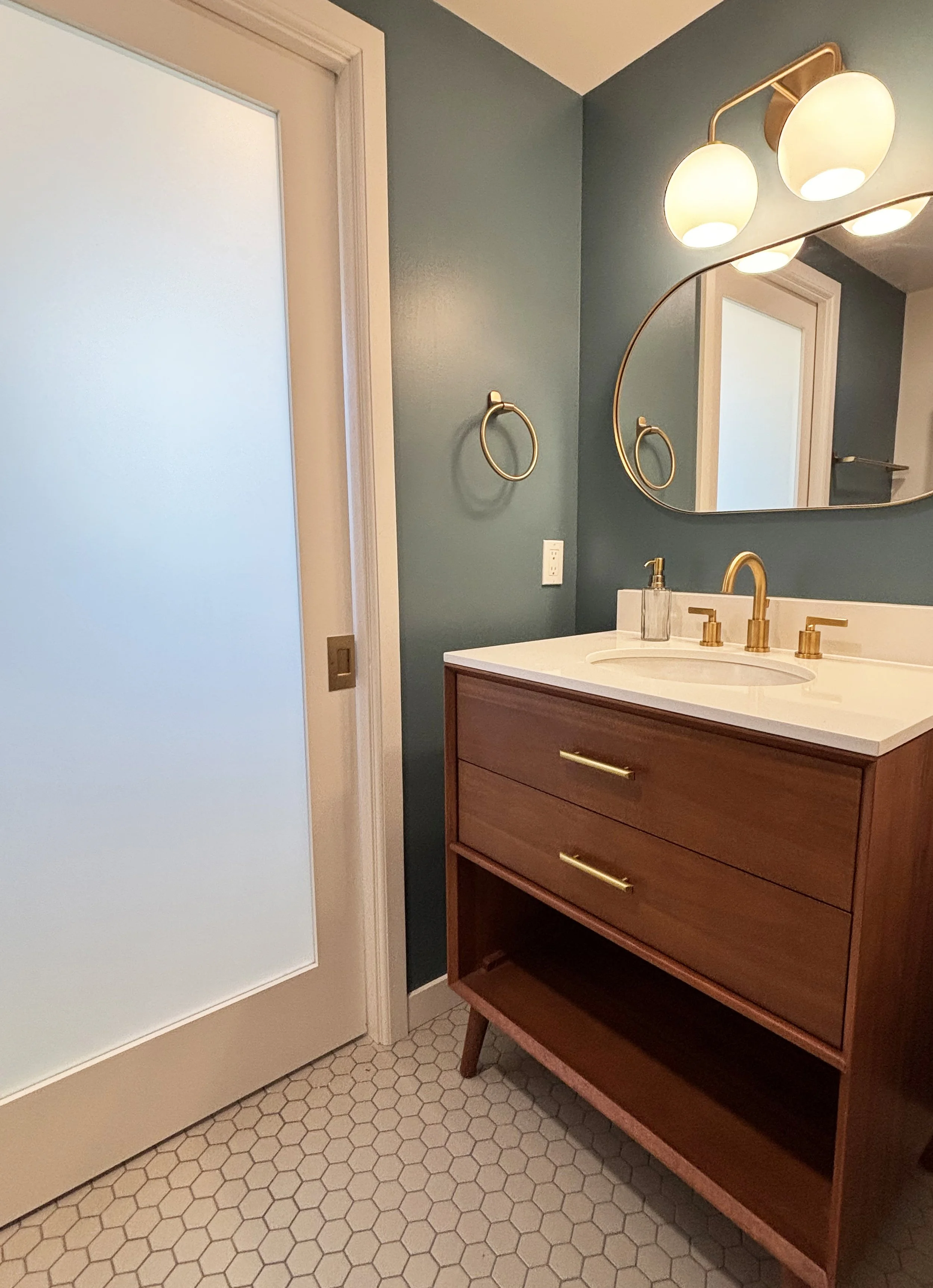 Interior Design. Home Remodel. Interior Designer. Whidbey Island. Whidbey Island interior design. Whidbey Island interior designer. Spatial Design. Kitchen with peninsula. Mid-century modern. MCM. 