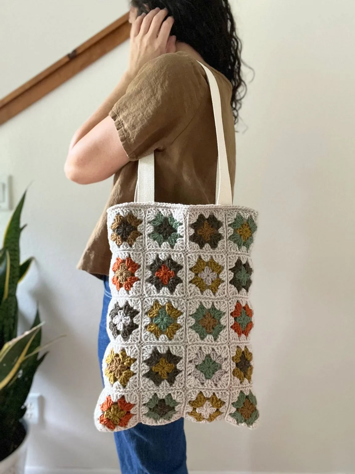 Granny Square Shoulder Bag