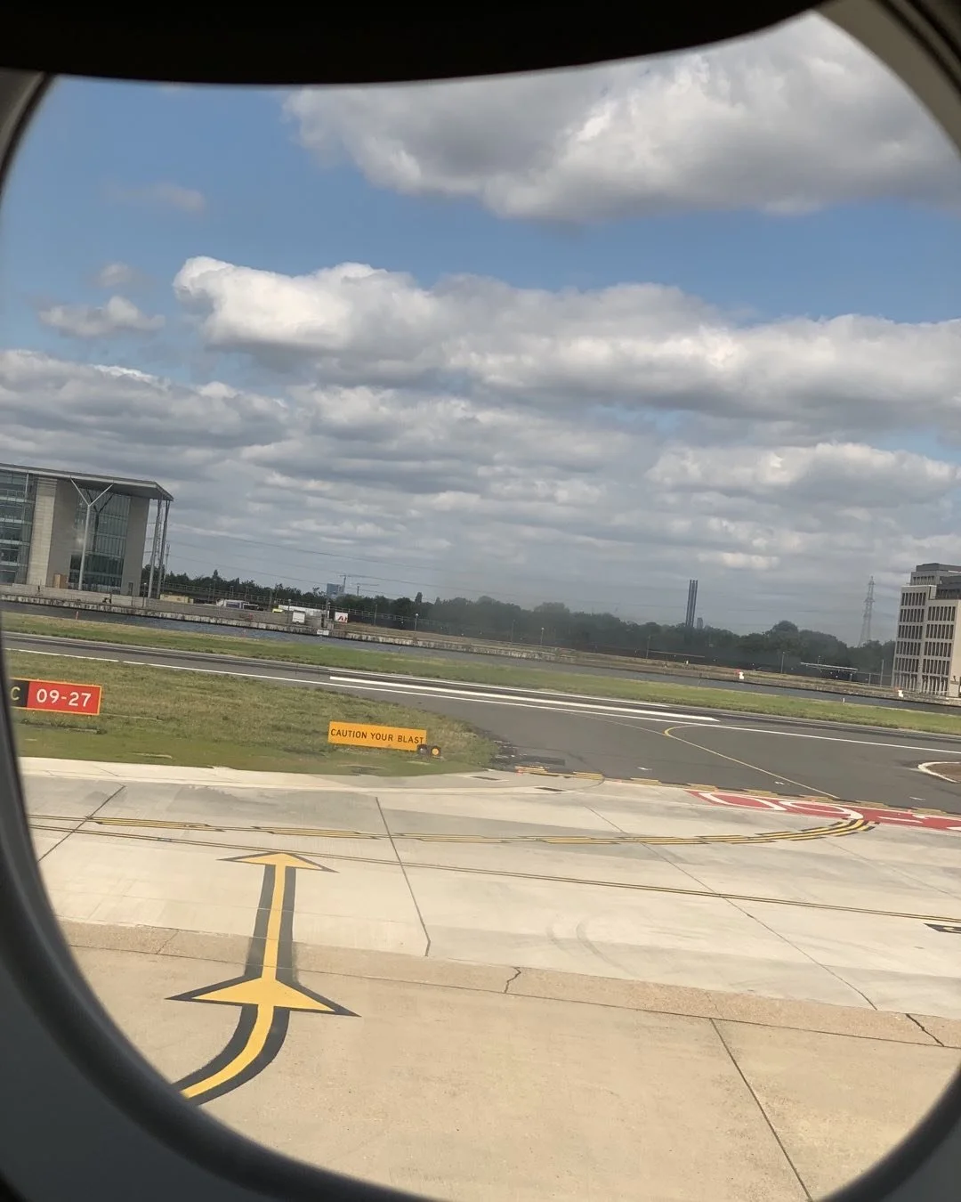 And breathe&hellip; bye bye 👋 passportgate. Holiday incoming ✨🙃