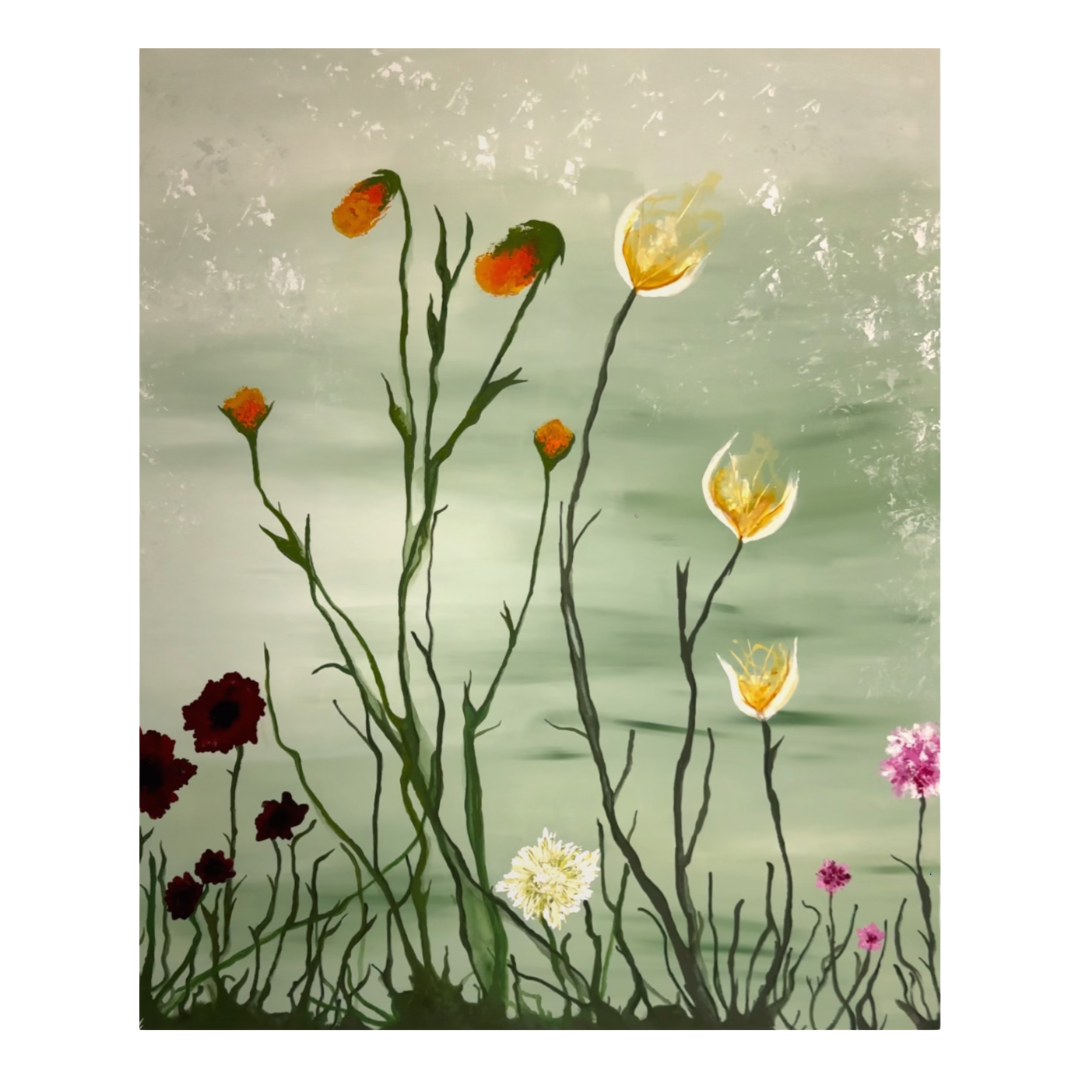 Abstraktes Acrylgemälde einer floralen Landschaft mit zarten Wildblumen und Ästen in Orange-, Gelb-, Bordeaux- und Weißtönen vor einem nebligen Grün-Grau-Hintergrund, als botanisch inspirierte Naturmalerei.