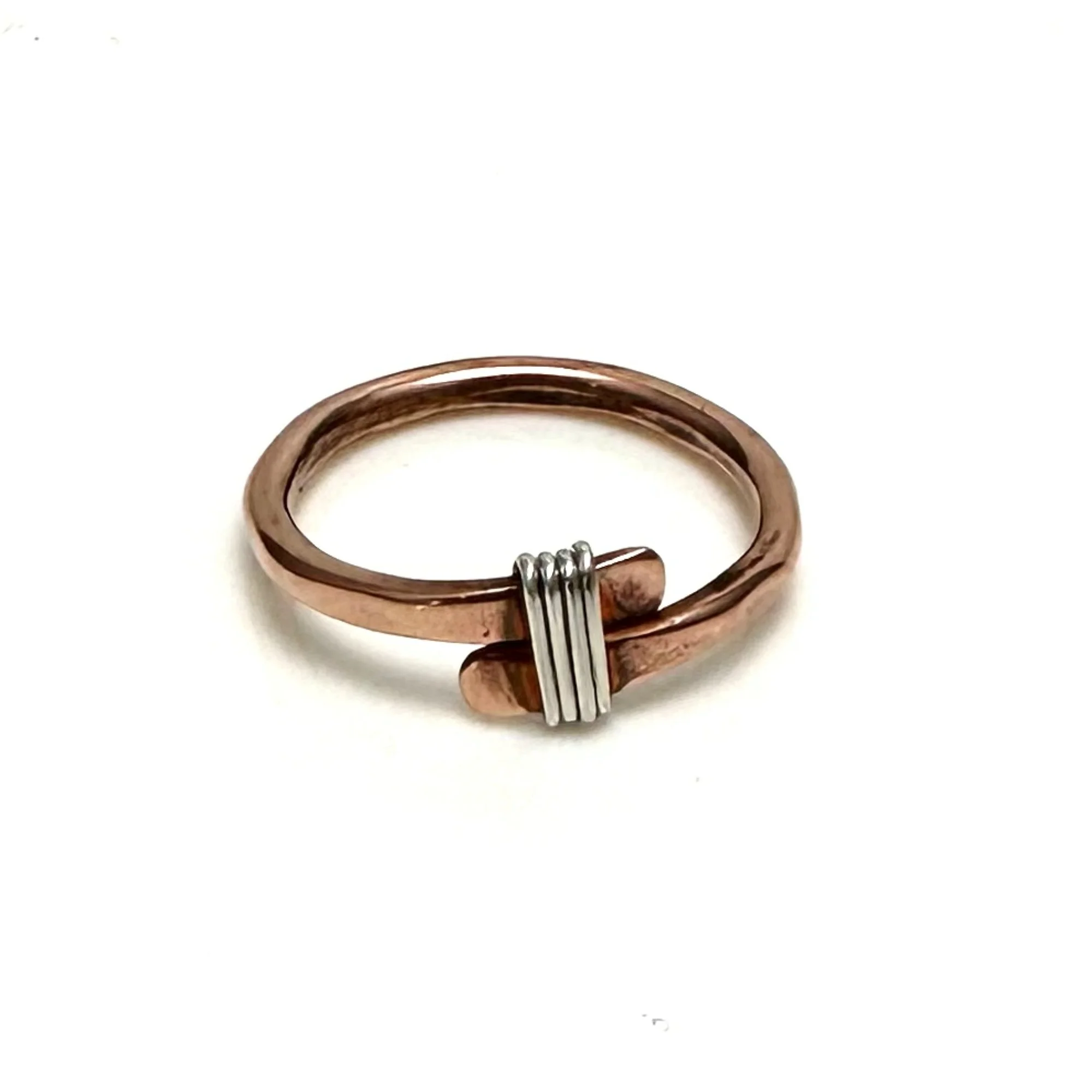 R695-5.jpg