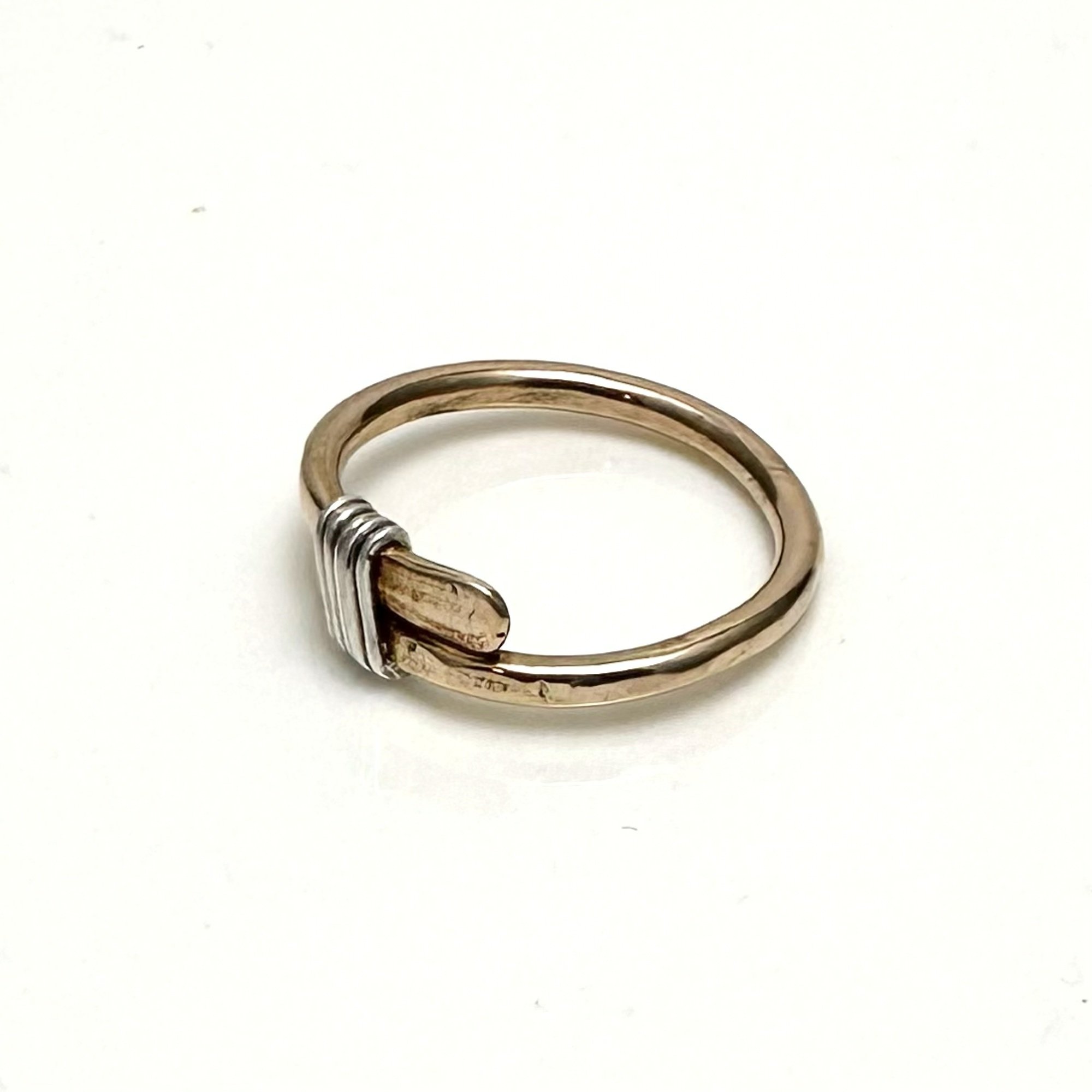 R715-2.jpg