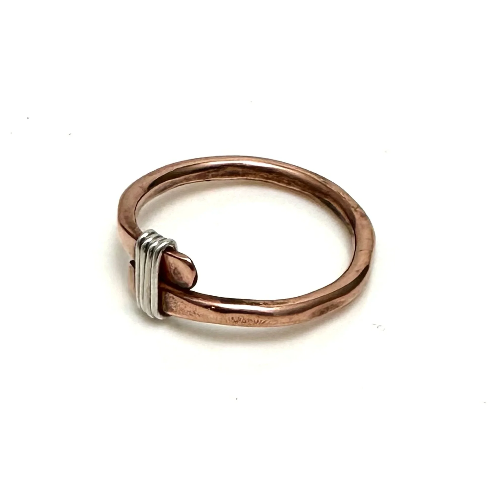 R695-6.jpg