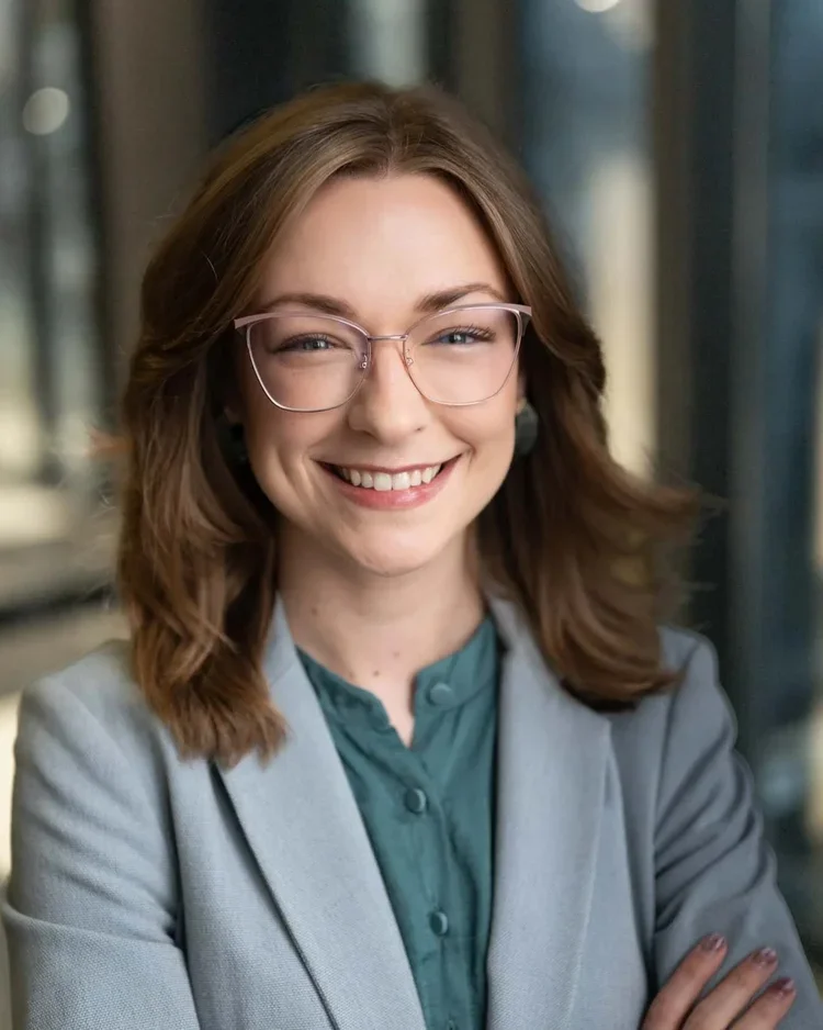 Headshot of Marisa Morris