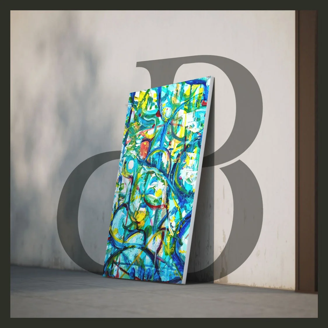 Abstract schilderij met blauwe, groene, gele en rode lijnen, op een vloer tegen een muur.