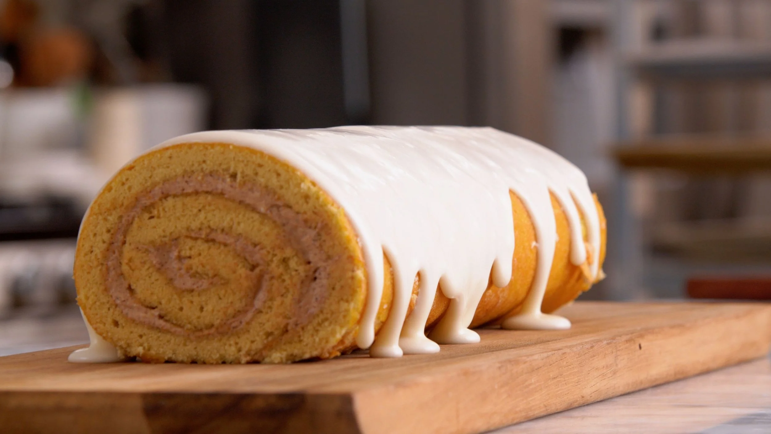 Cinnamon Roll Cake Virtual Class
