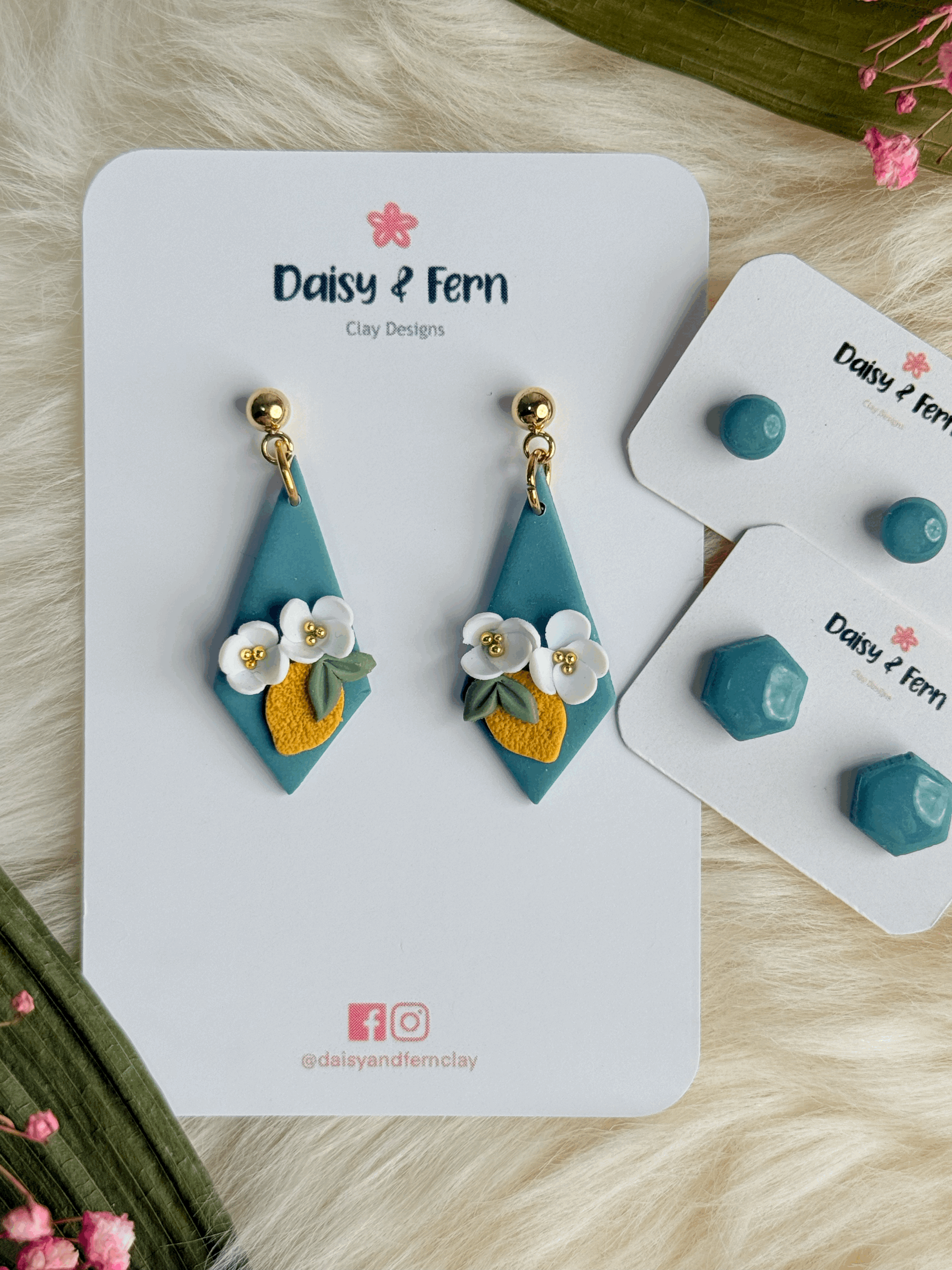 Turquoise Lemon Blossom Set