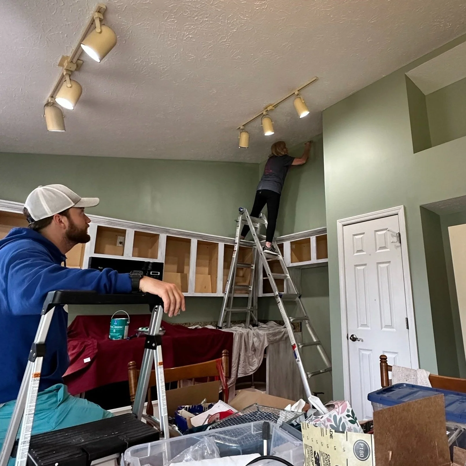 painting kitchen walls high ceilings