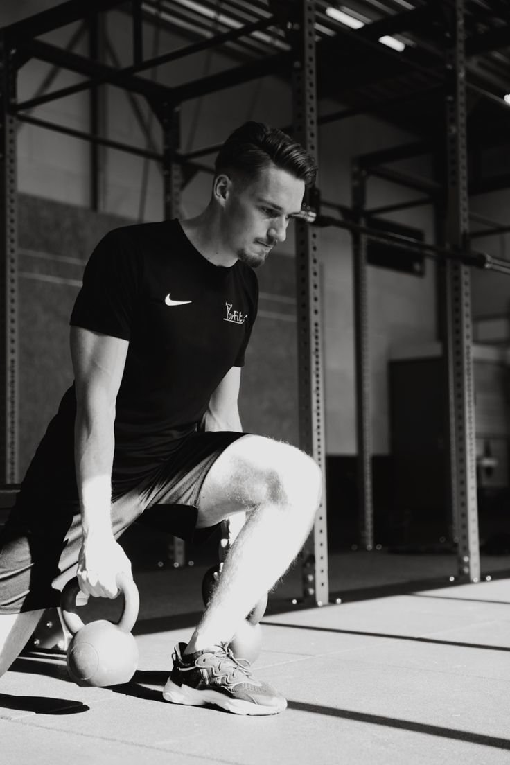 GYM PHOTOSHOOT INSPIRATION.jpg