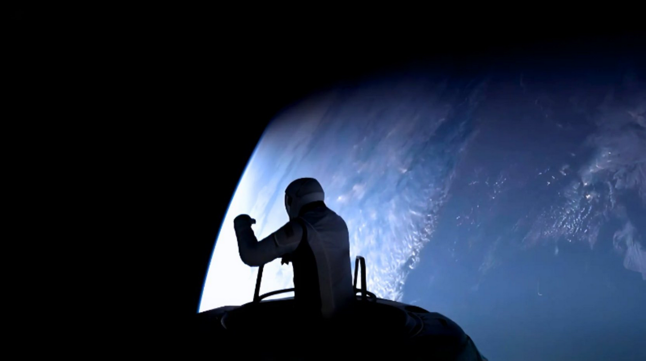 World’s First Commercial EVA on Polaris Dawn