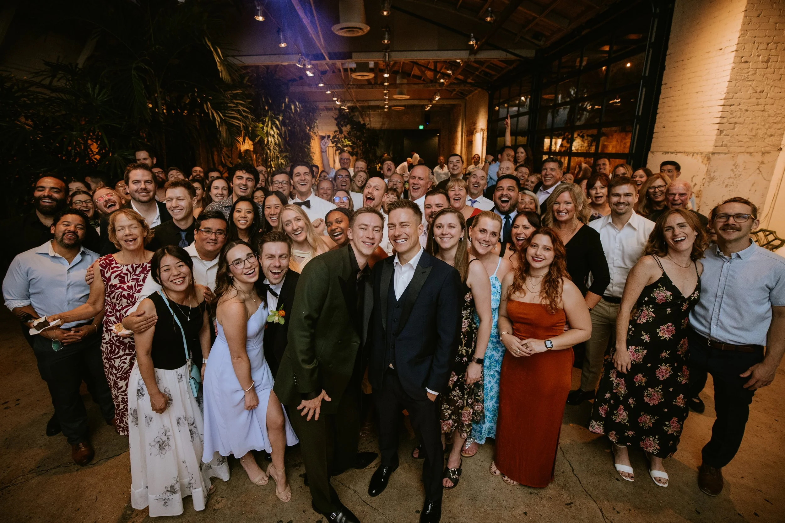 Group photo of everyone at the wedding at Millwick