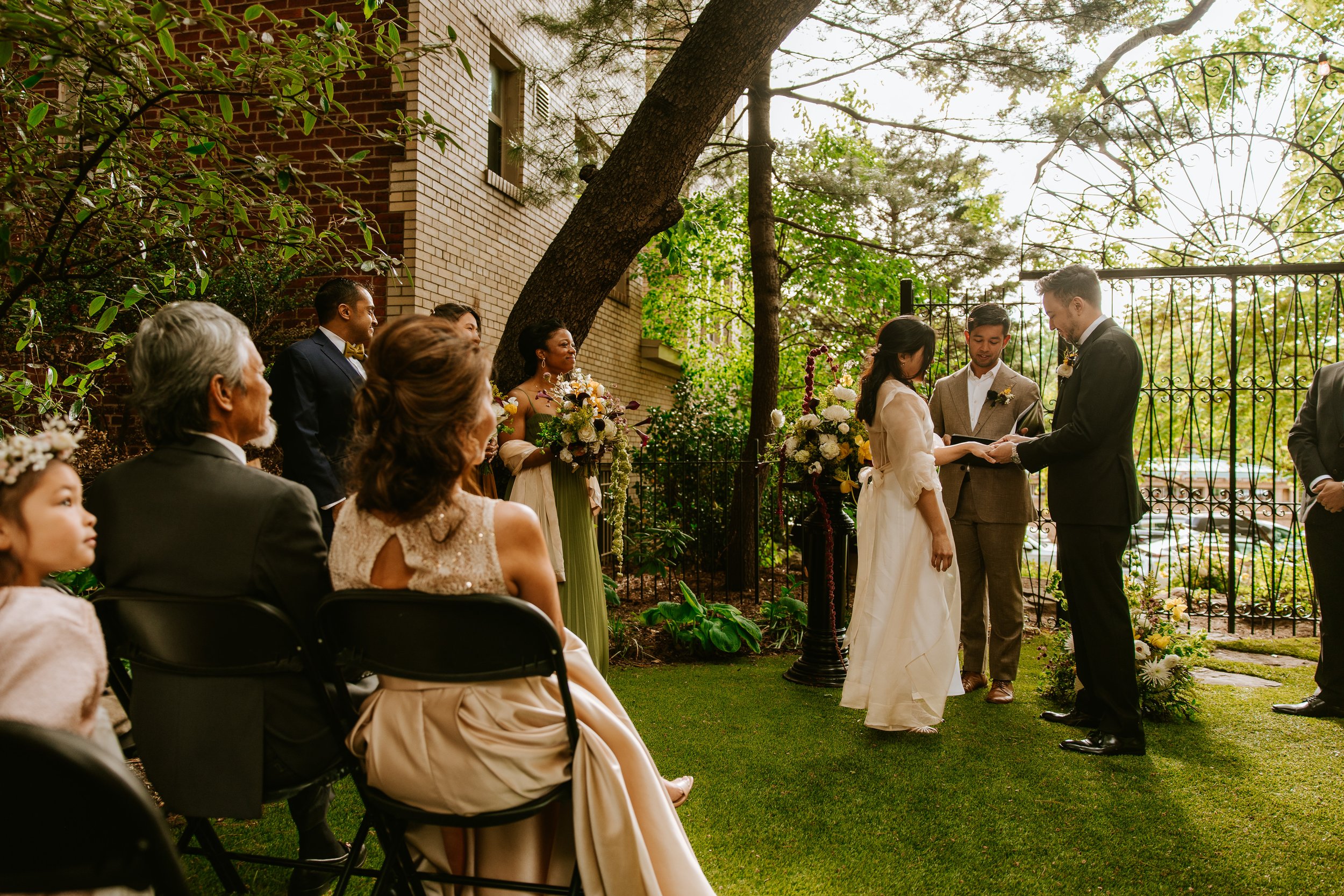 AlexLeePhoto__LisaNate_JosephineButlerParksCenter_CG6A1375.jpg