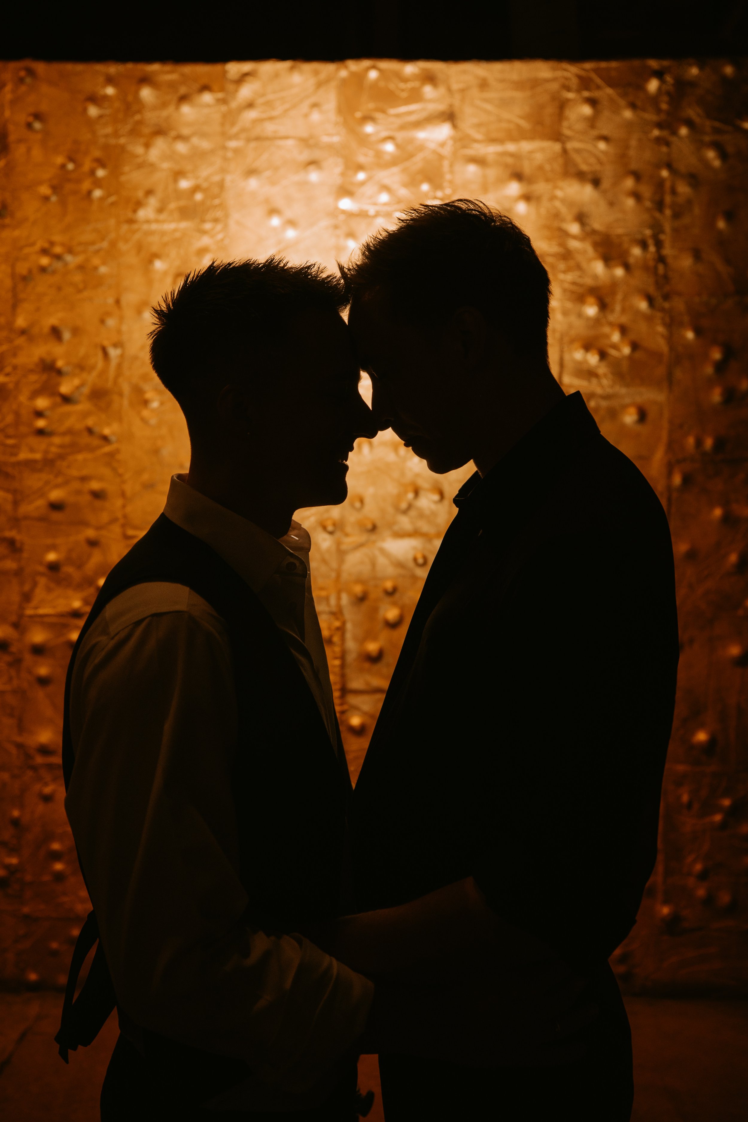 Couples silhouette at Millwick in DTLA
