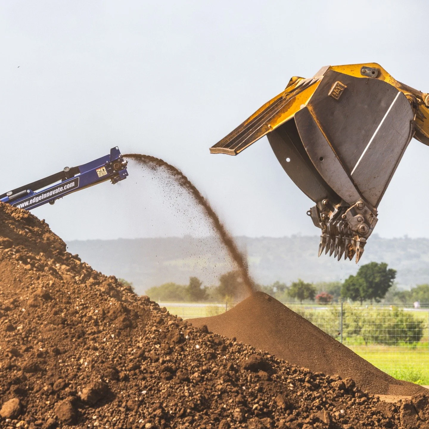 Need Topsoil?
Allen Keller Co. now supplies premium organic topsoil for landscaping, gardening, and commercial site needs. Our custom blends are easy to work with, hold moisture, and are enriched with compost to support healthy, thriving plants.

📍 